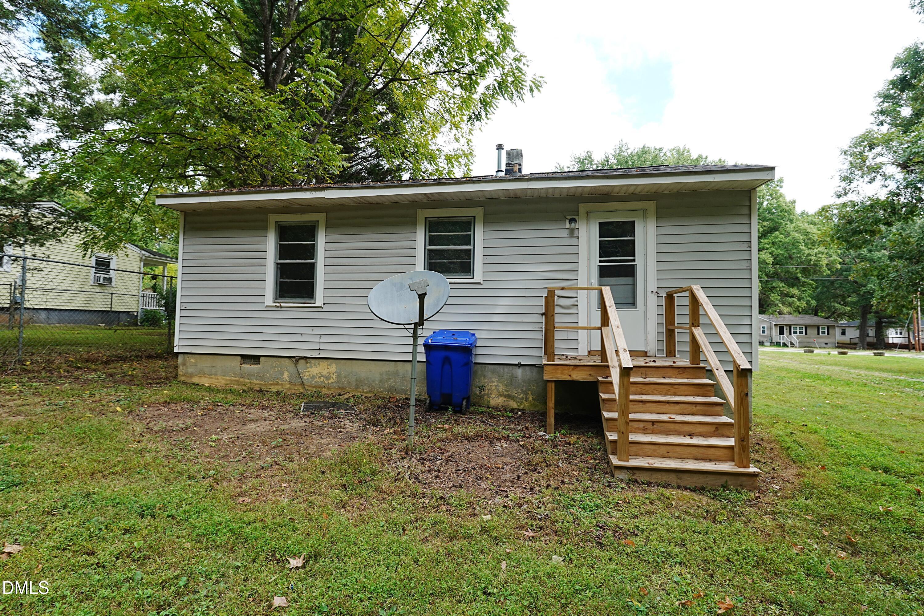 176 Torain Street Property Photo 8