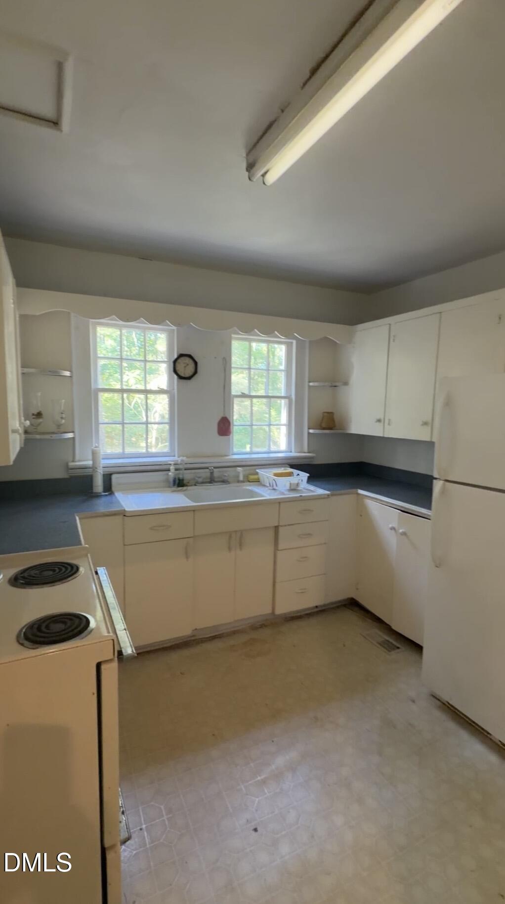 5625 Fixit Shop Road Property Photo 11