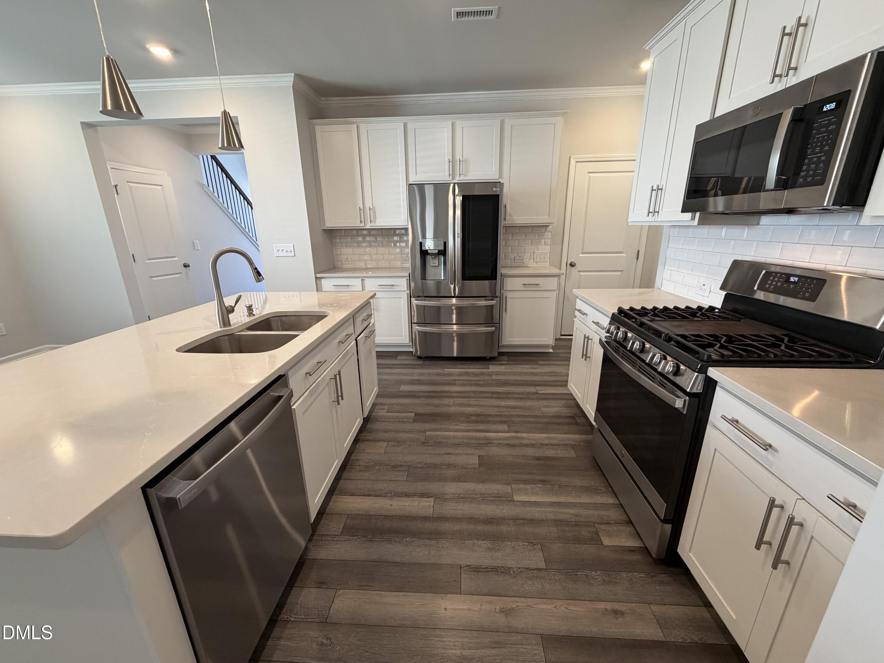 2405 Tobacco Root Drive Property Photo 10