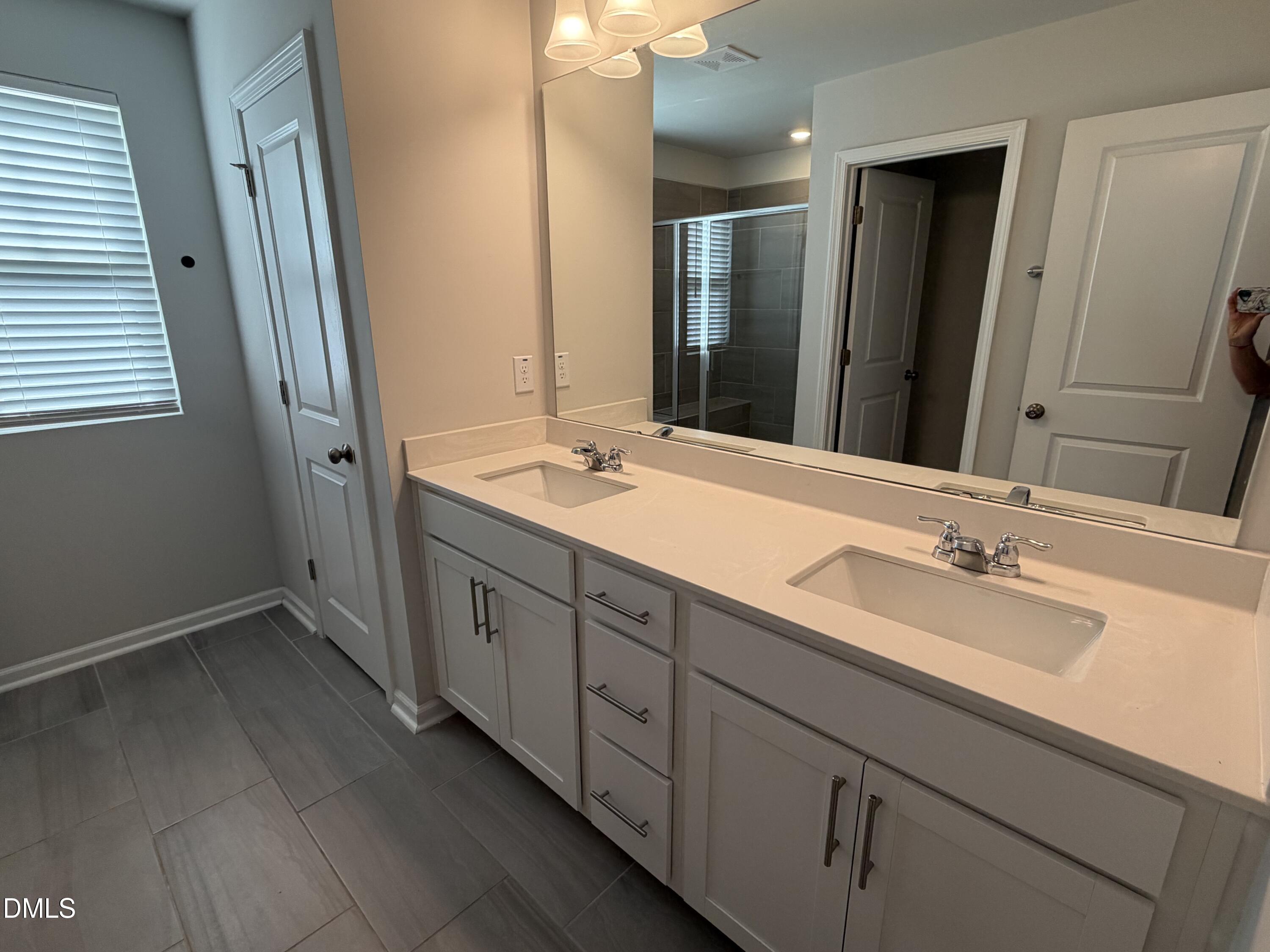 2405 Tobacco Root Drive Property Photo 28