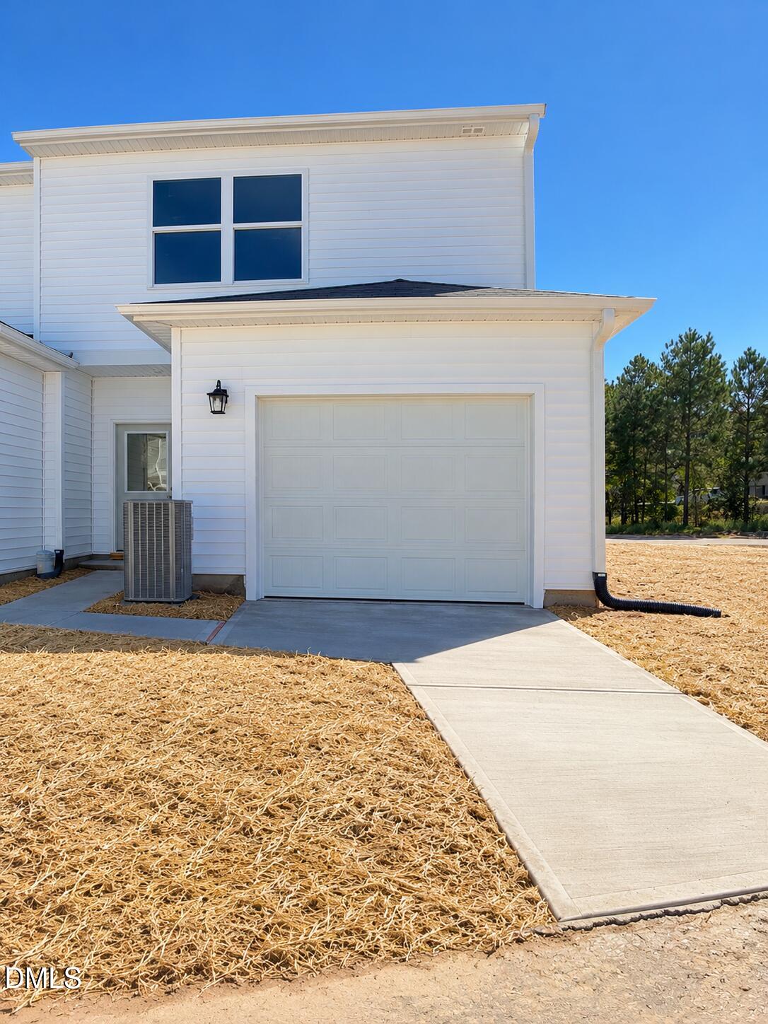 3128 Fulong Drive Property Photo 2