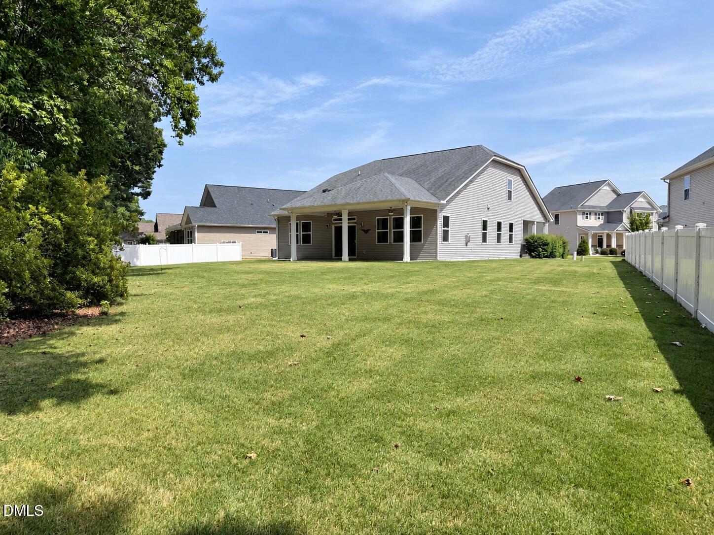 3049 Willow Ranch Drive Property Photo 2