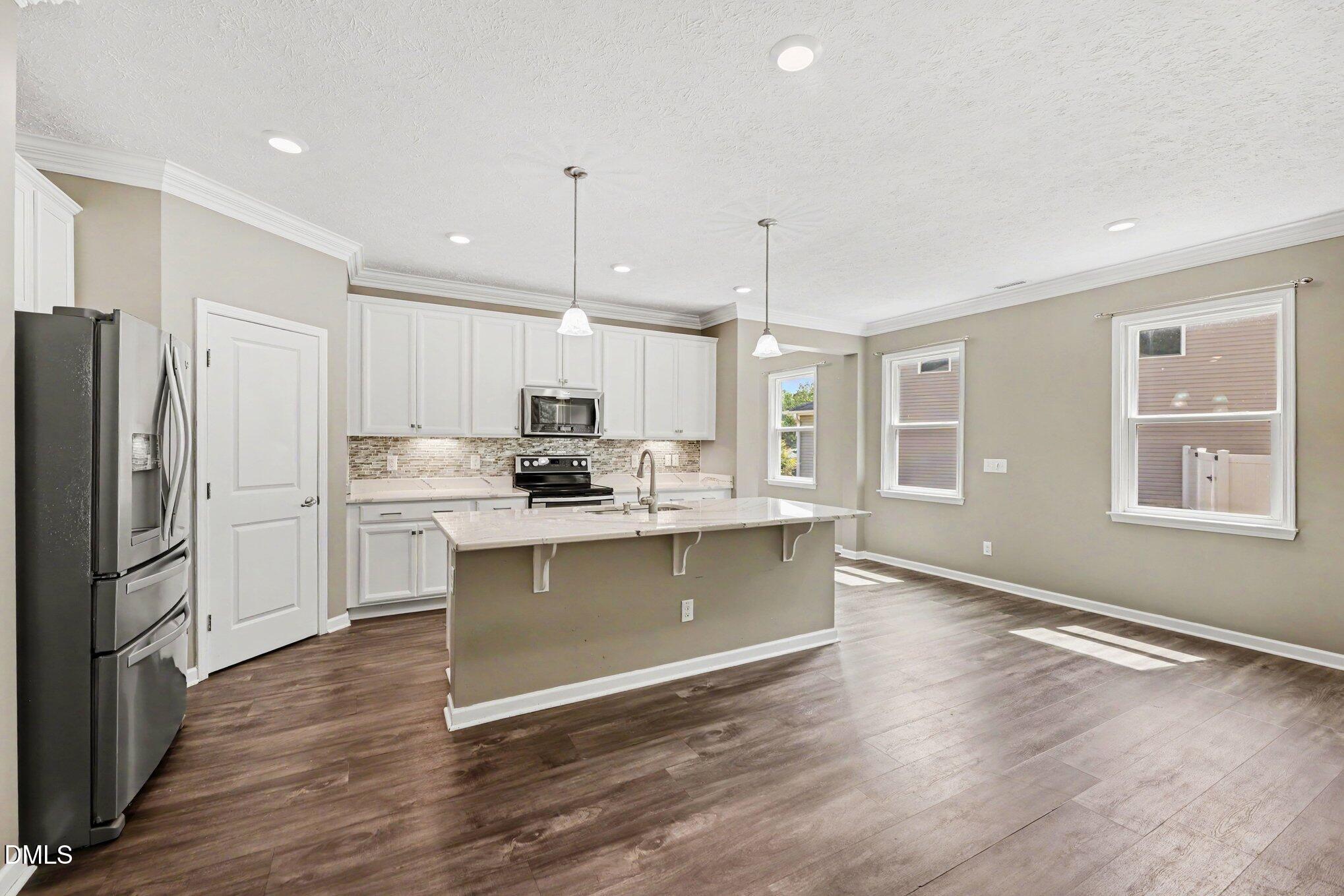 3049 Willow Ranch Drive Property Photo 8