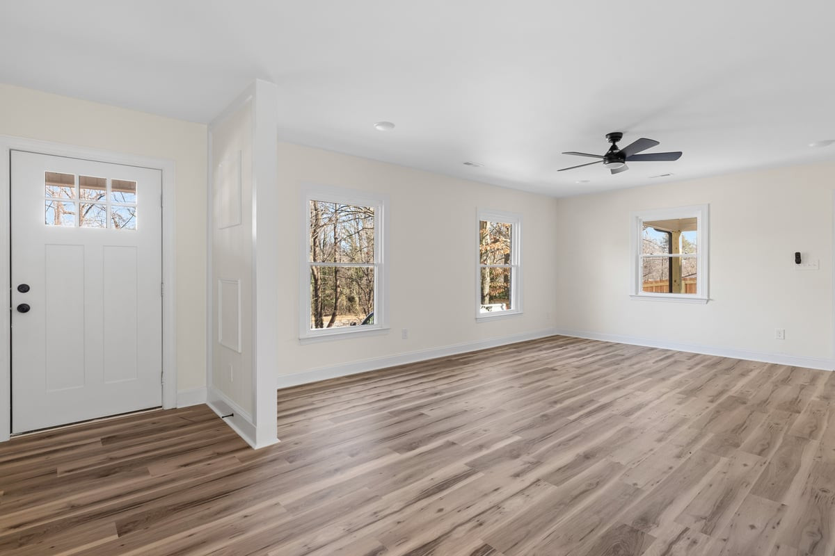 1009 Benjamin Parkway Property Photo 10