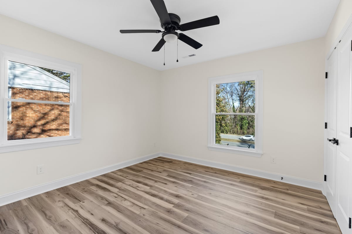 1009 Benjamin Parkway Property Photo 32