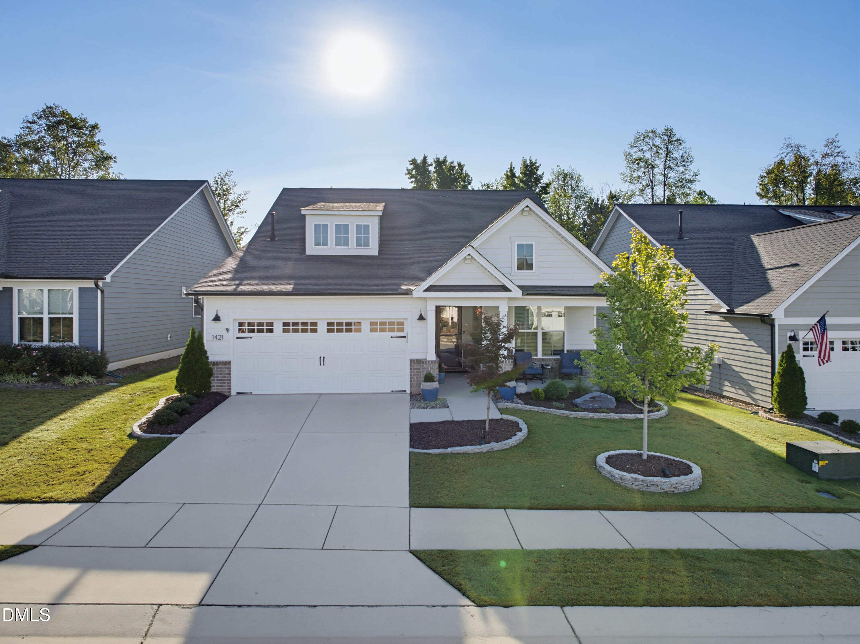 1421 Rose Gum Way Property Photo 1