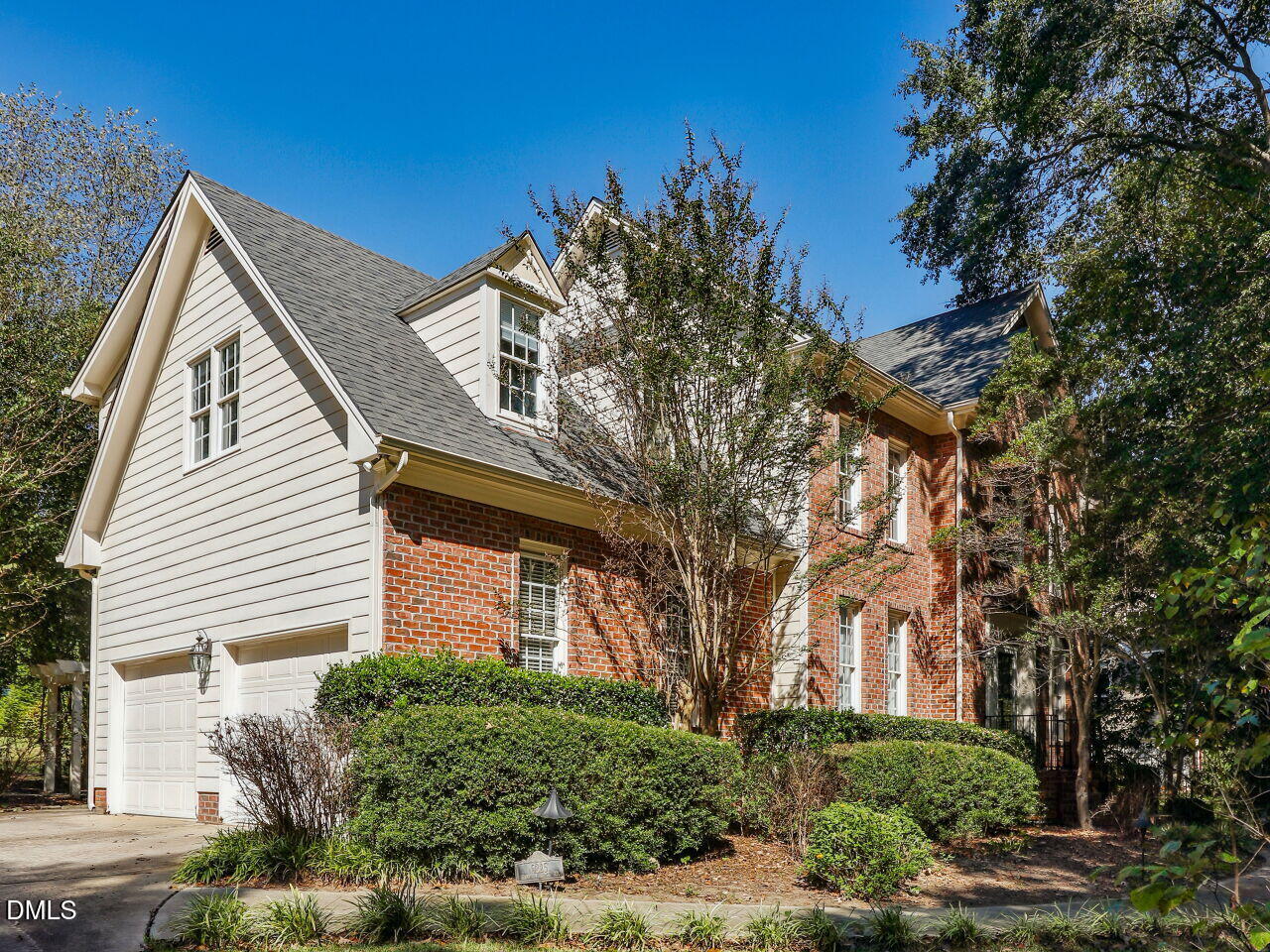 6225 Hampton Ridge Road Property Photo 3