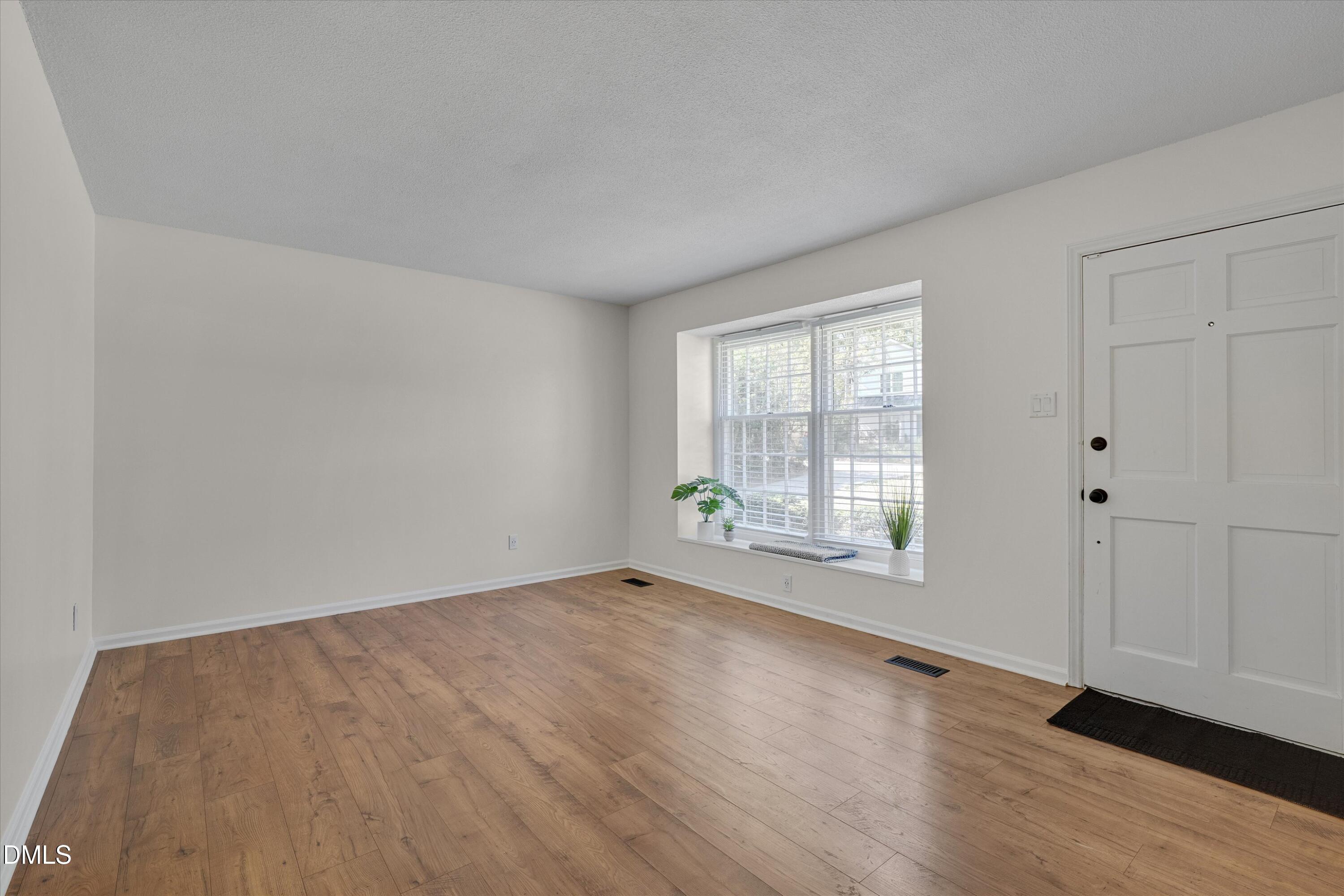 4008 Casa Street Property Photo 6