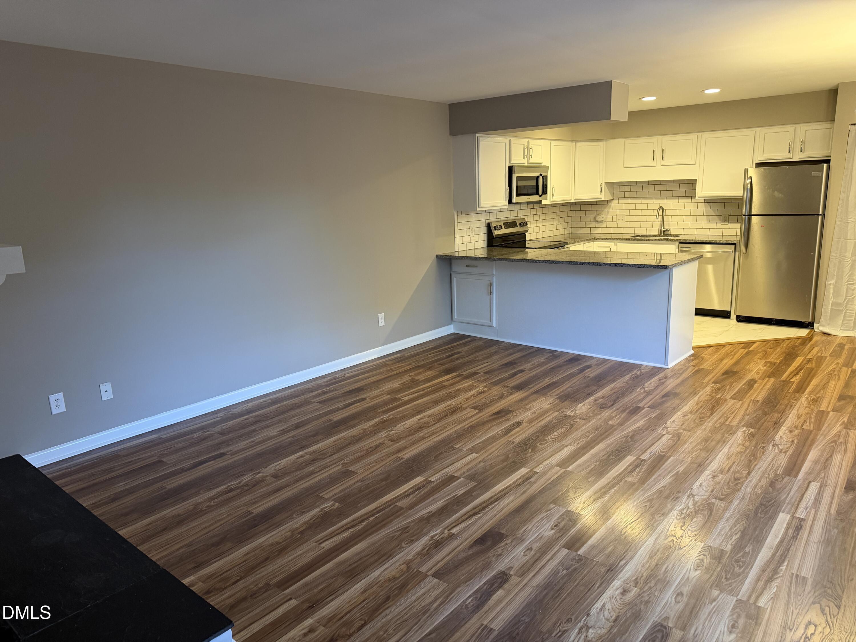 263 Summerwalk Circle Property Photo 1