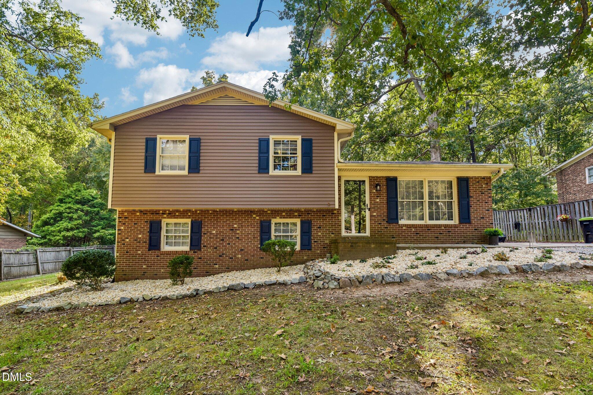 726 Torredge Road Property Photo 1