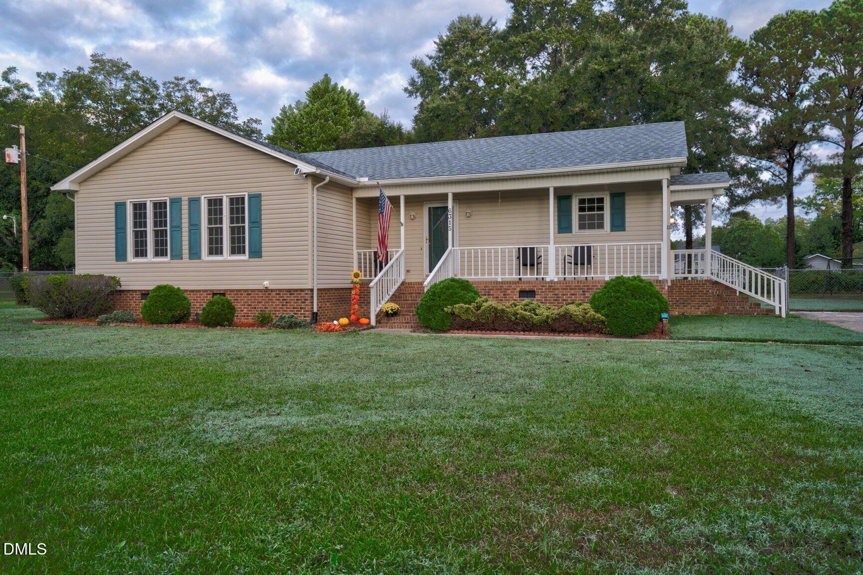 6315 Black Creek Road Property Photo 1