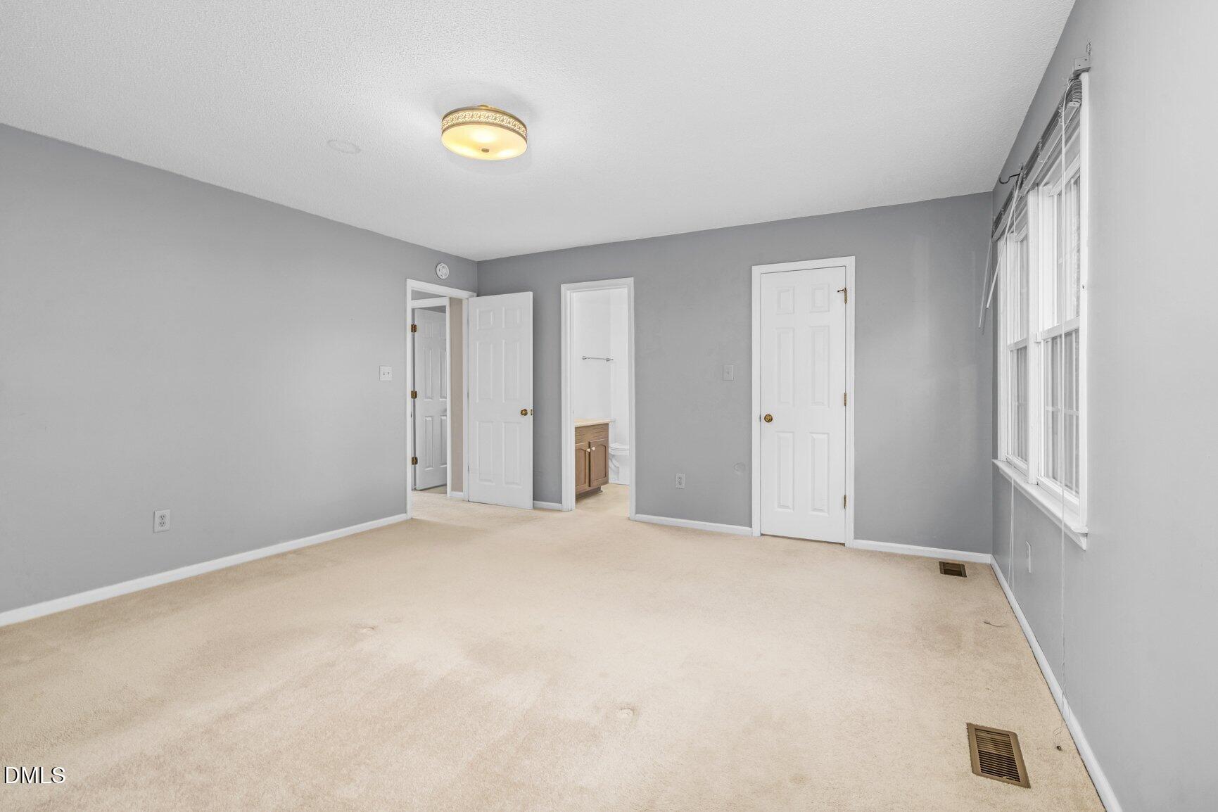 6315 Black Creek Road Property Photo 21
