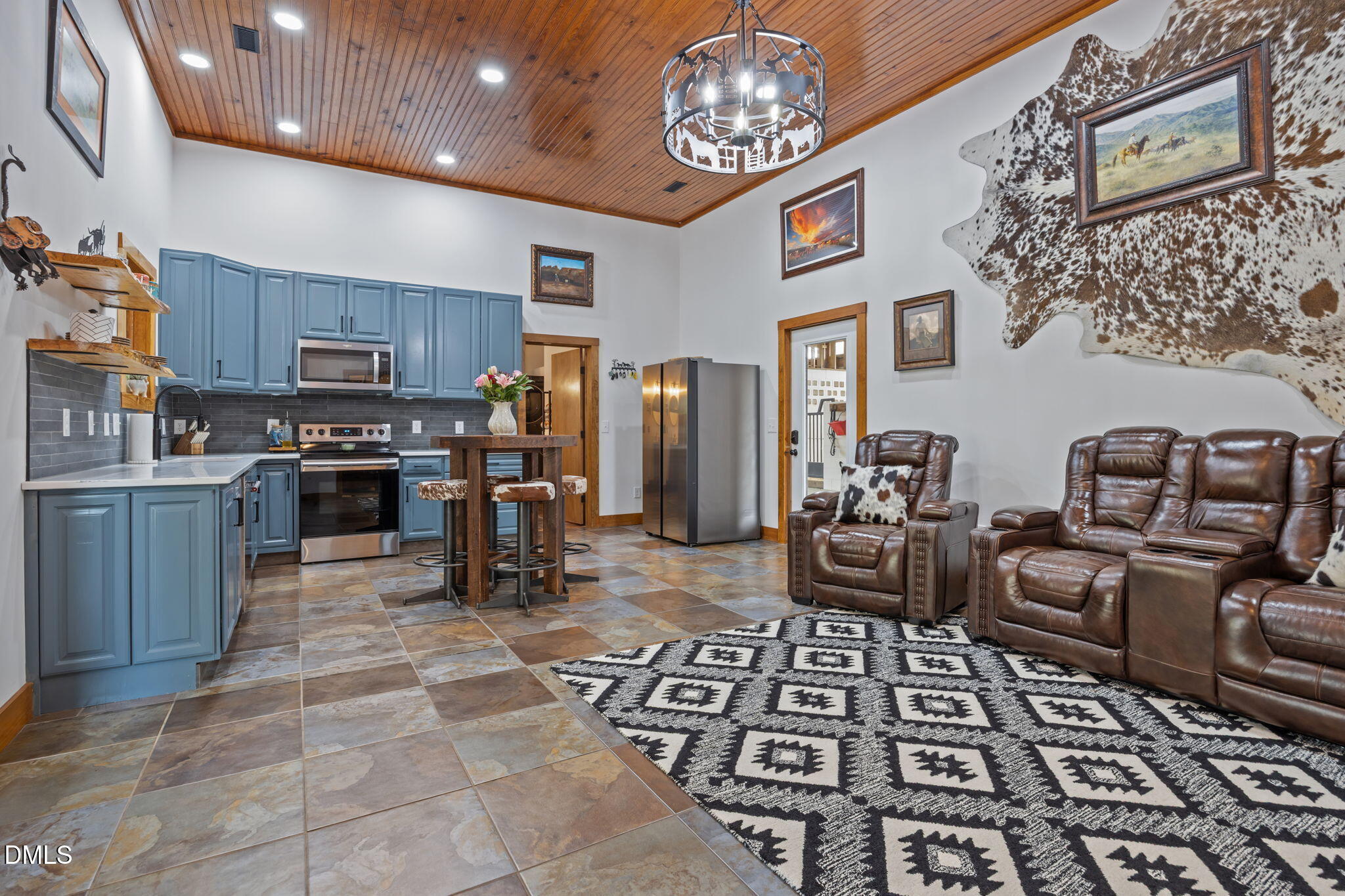 4578 Millpoint Road Property Photo 14