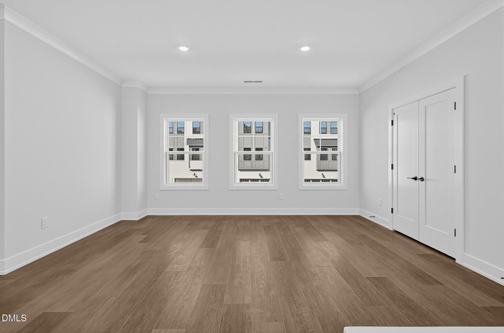 732 Mildred Oaks Court Property Photo 12