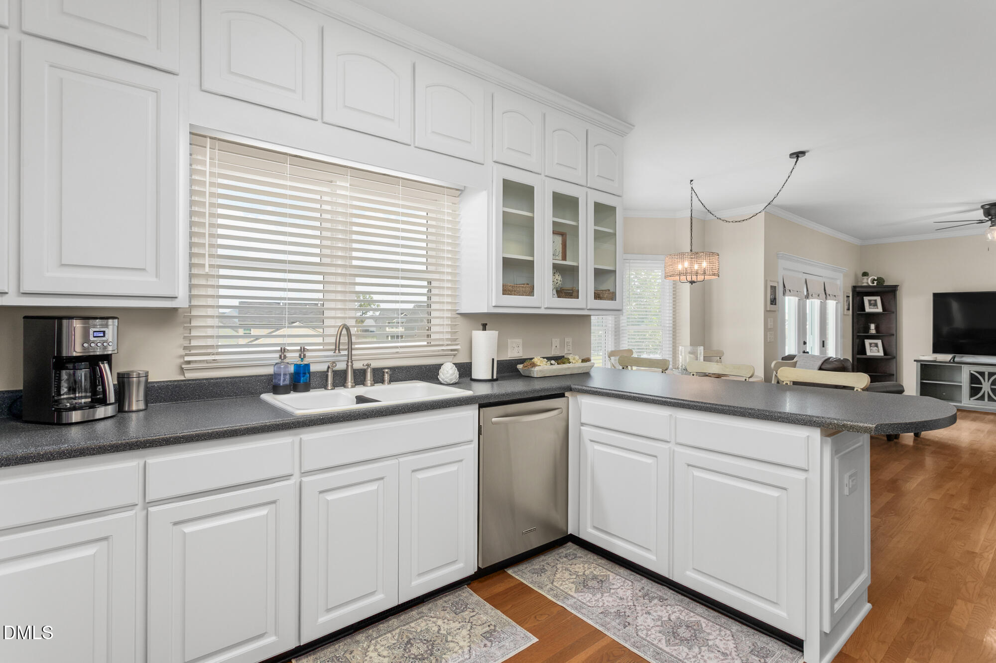 2400 Rogers Road Property Photo 17