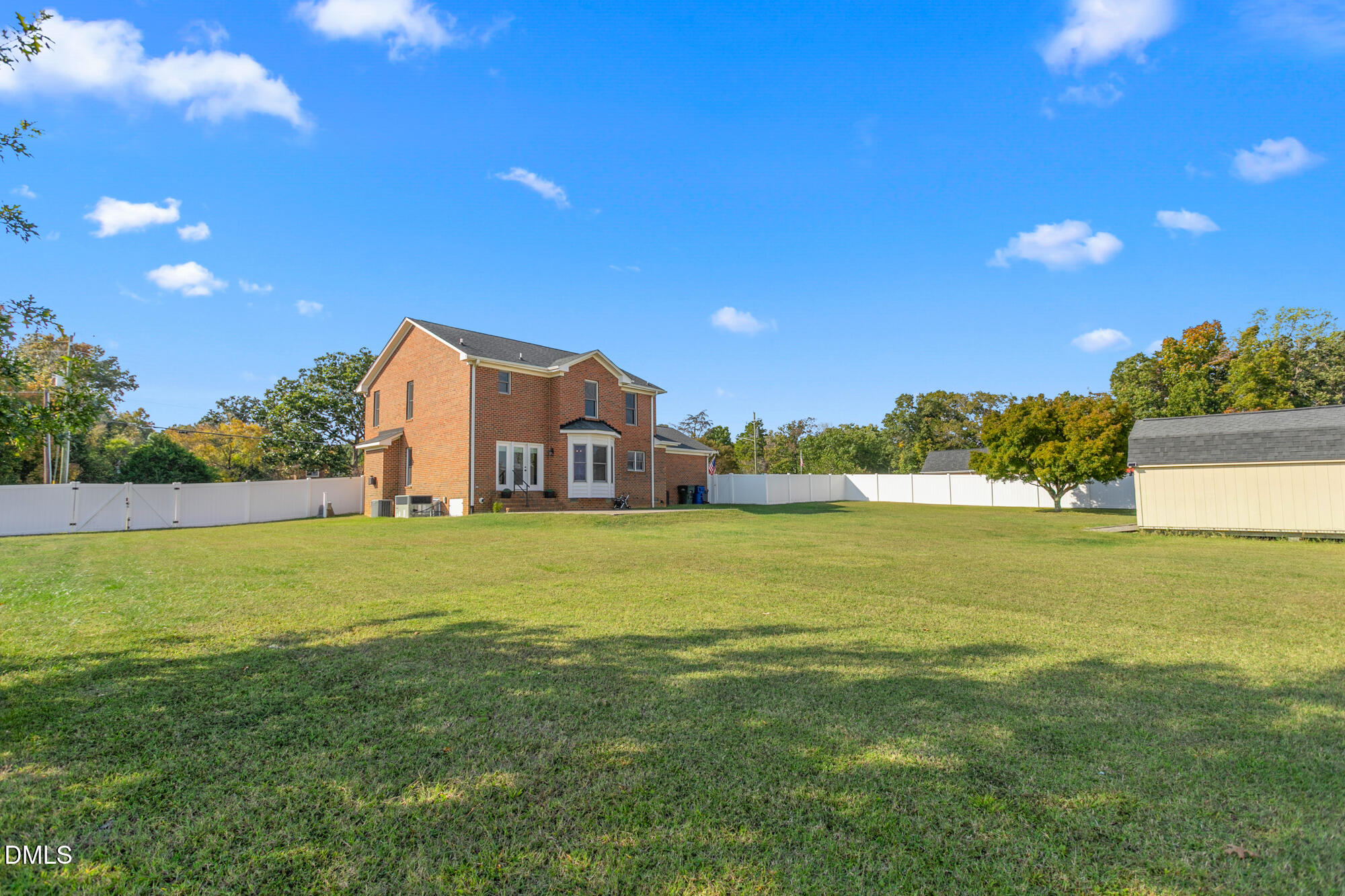 2400 Rogers Road Property Photo 43