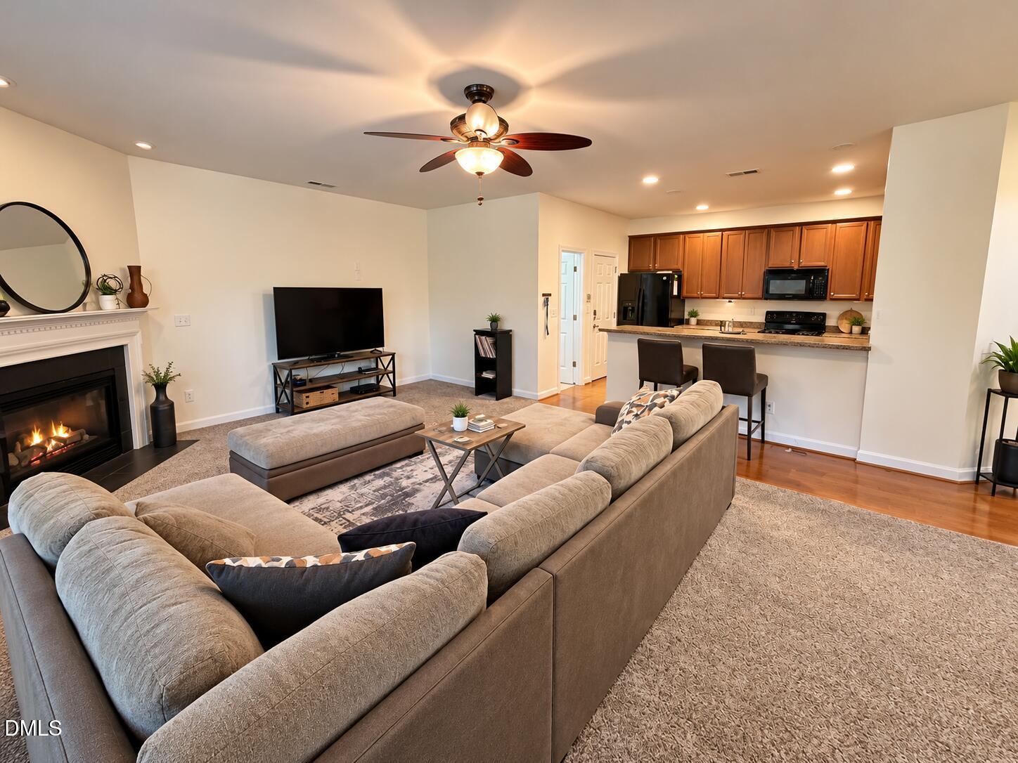 8105 Satillo Lane Property Photo 3