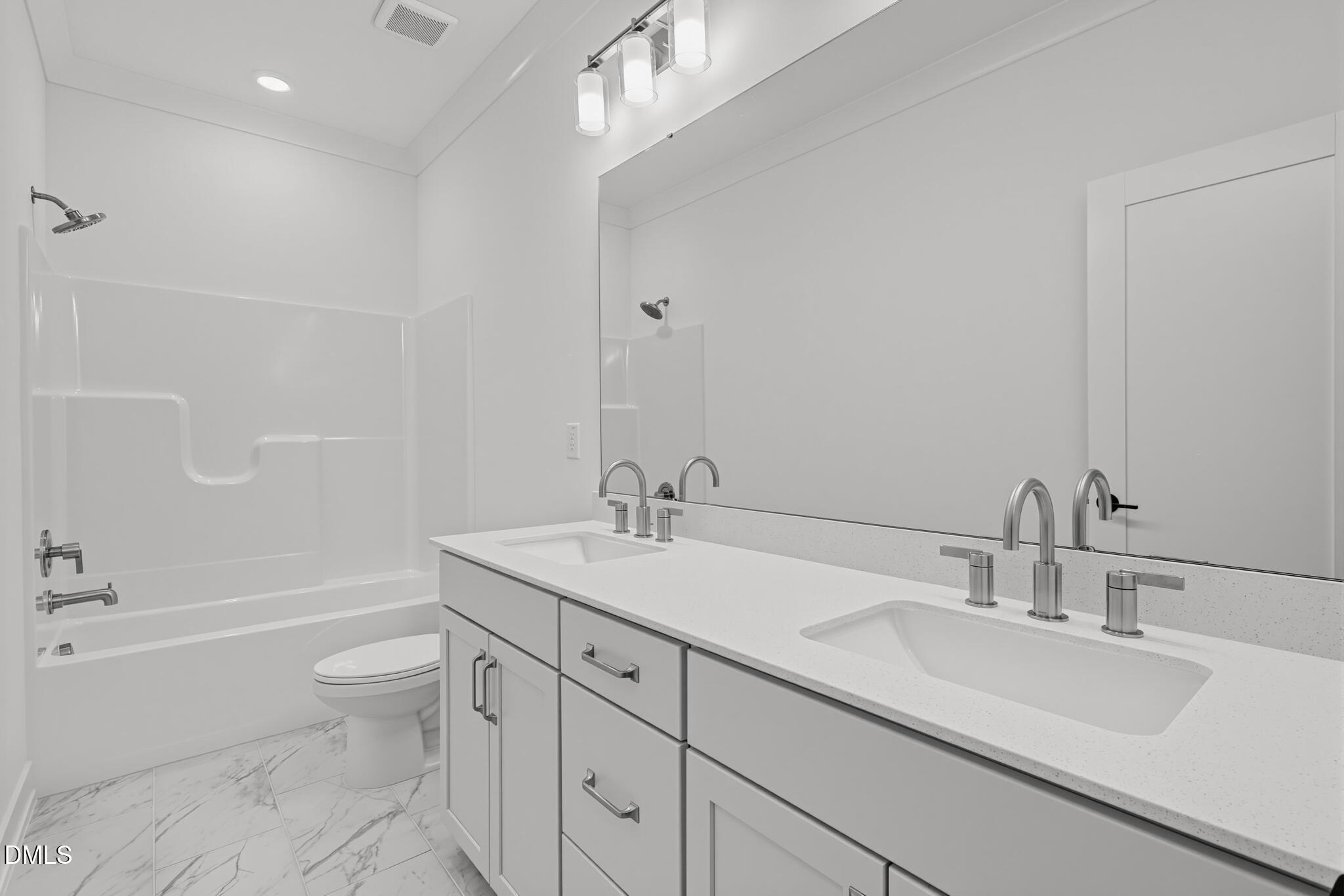736 Mildred Oaks Court Property Photo 17