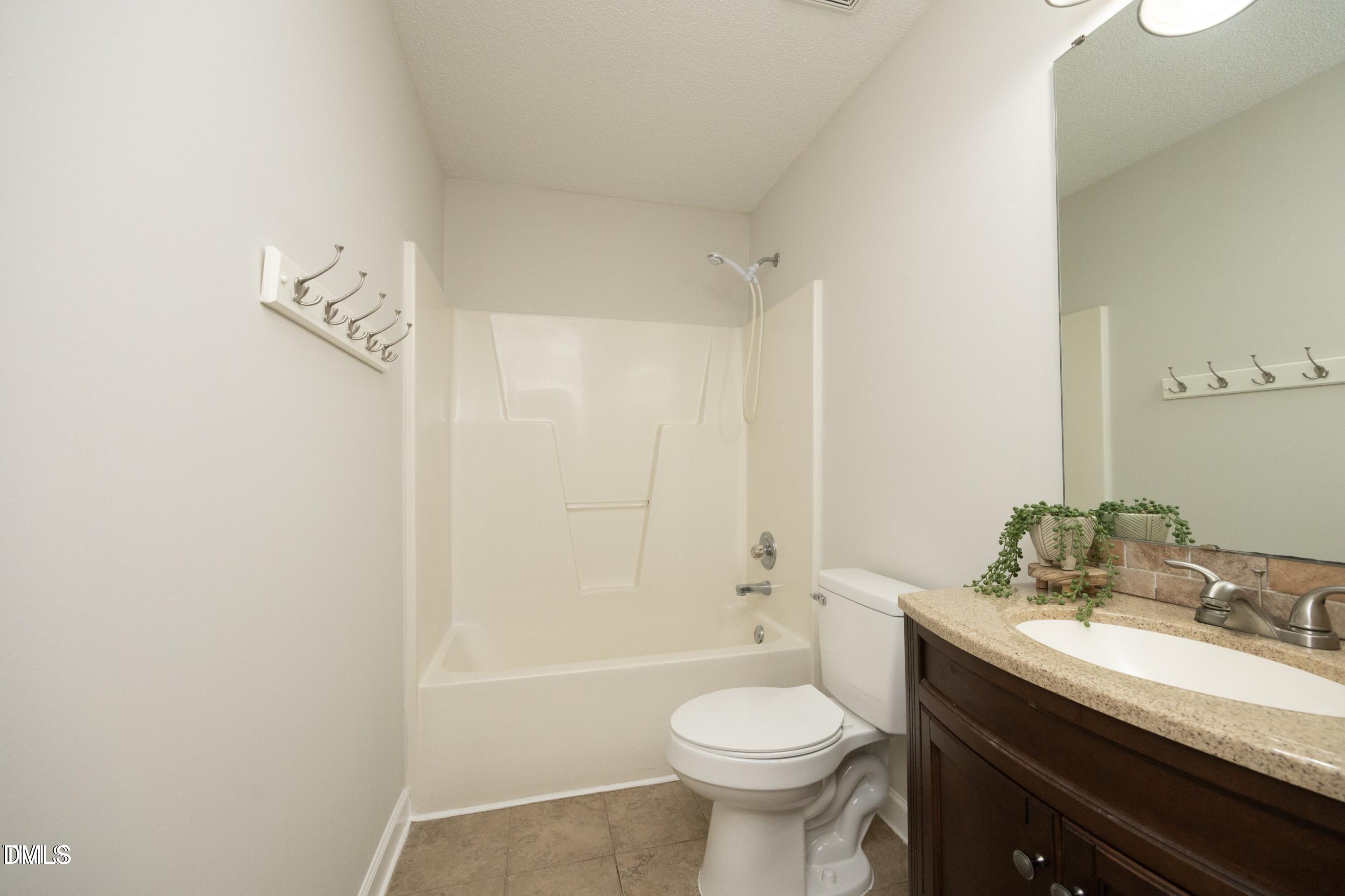 821 Wallridge Drive Property Photo 21