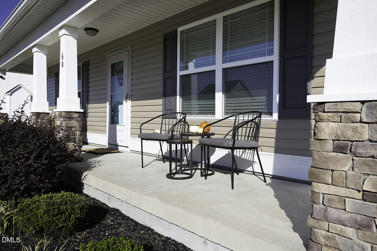 60 Falling Leaf Lane Property Photo 4