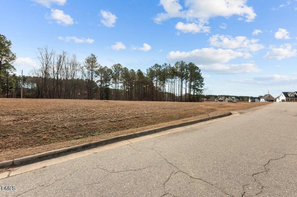 8405 Clearwater Drive Property Photo 4