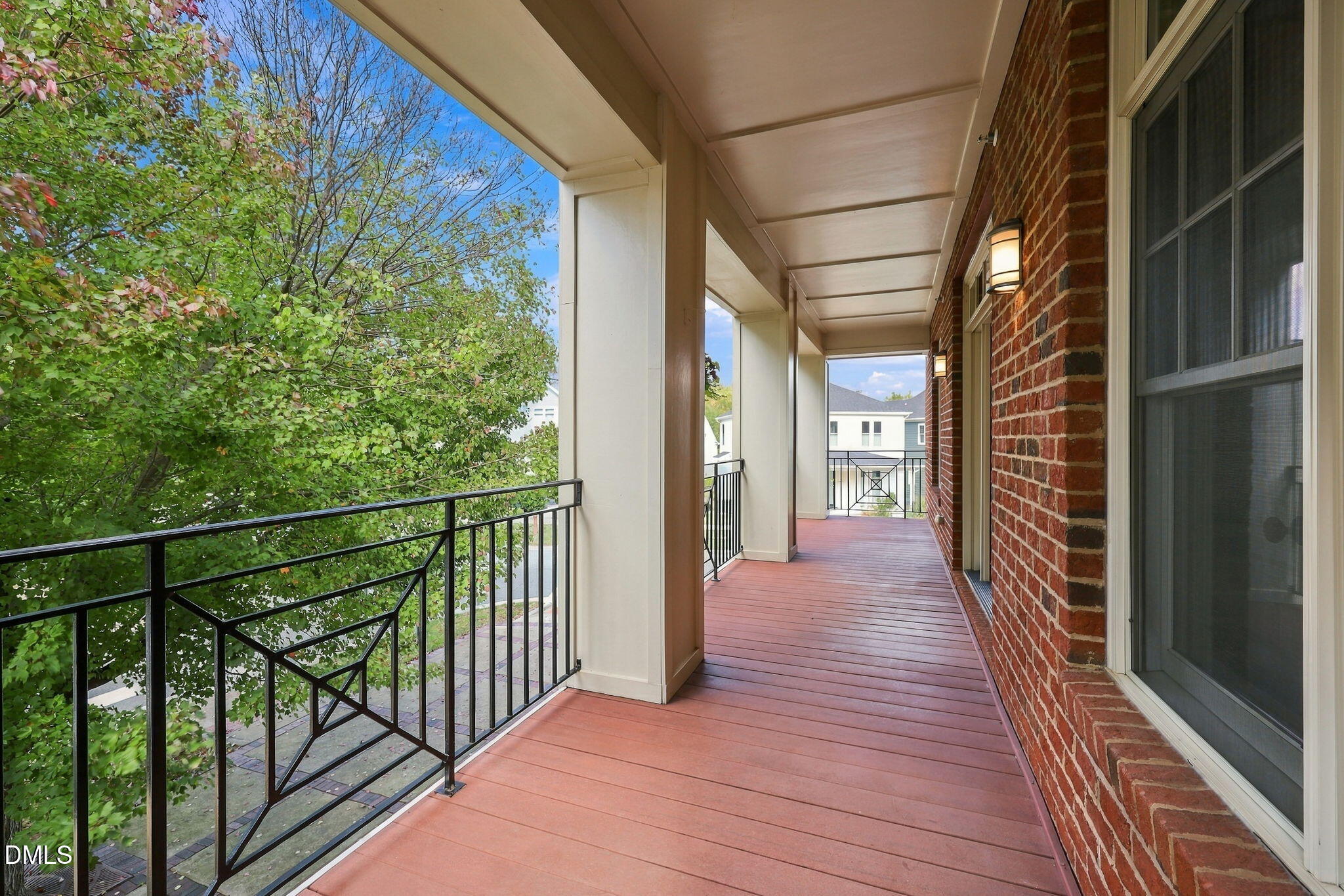 210 E Winmore Avenue Property Photo 20