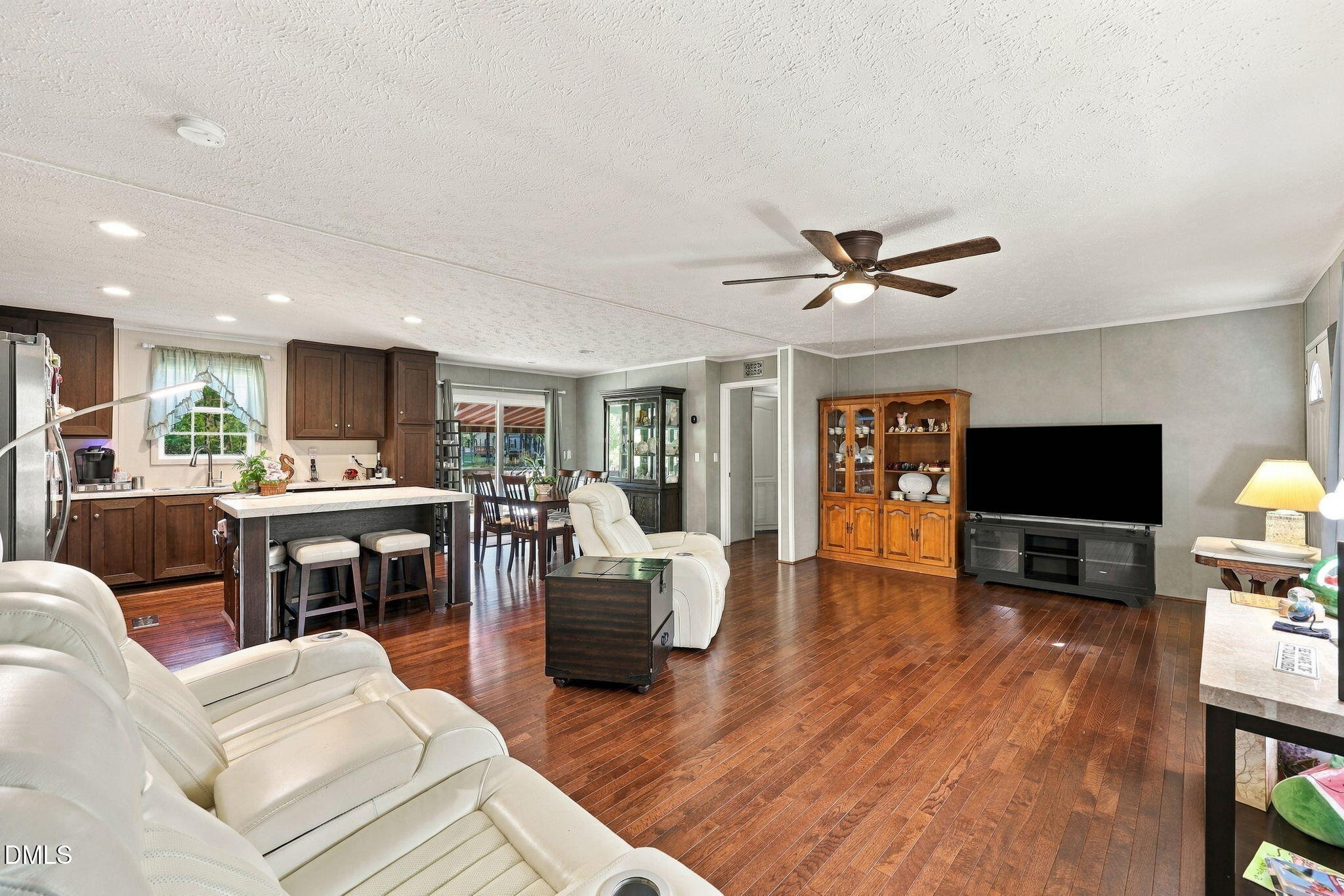 6601 Woodlawn Drive Property Photo 7