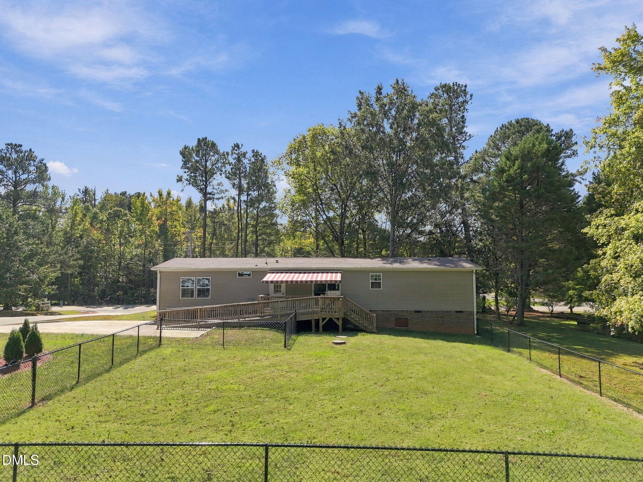 6601 Woodlawn Drive Property Photo 14