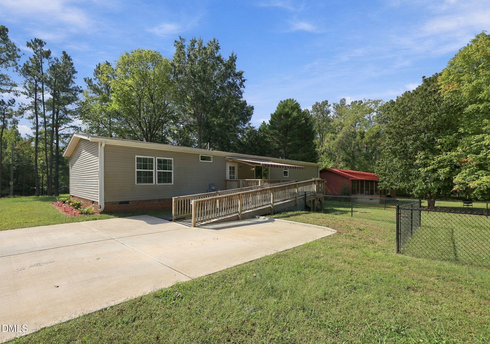 6601 Woodlawn Drive Property Photo 32