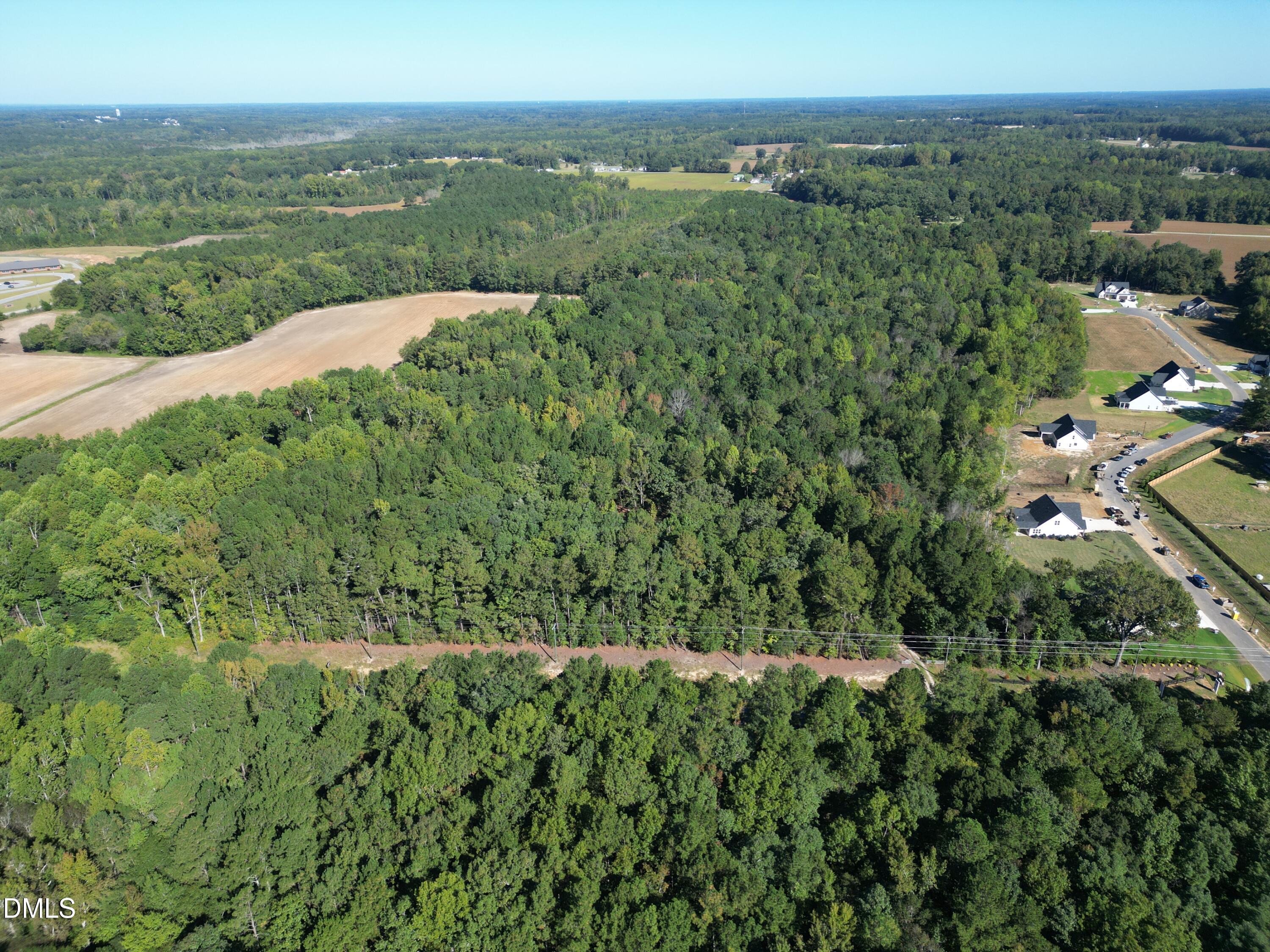 6093 E Carolina 42 Highway Property Photo 2