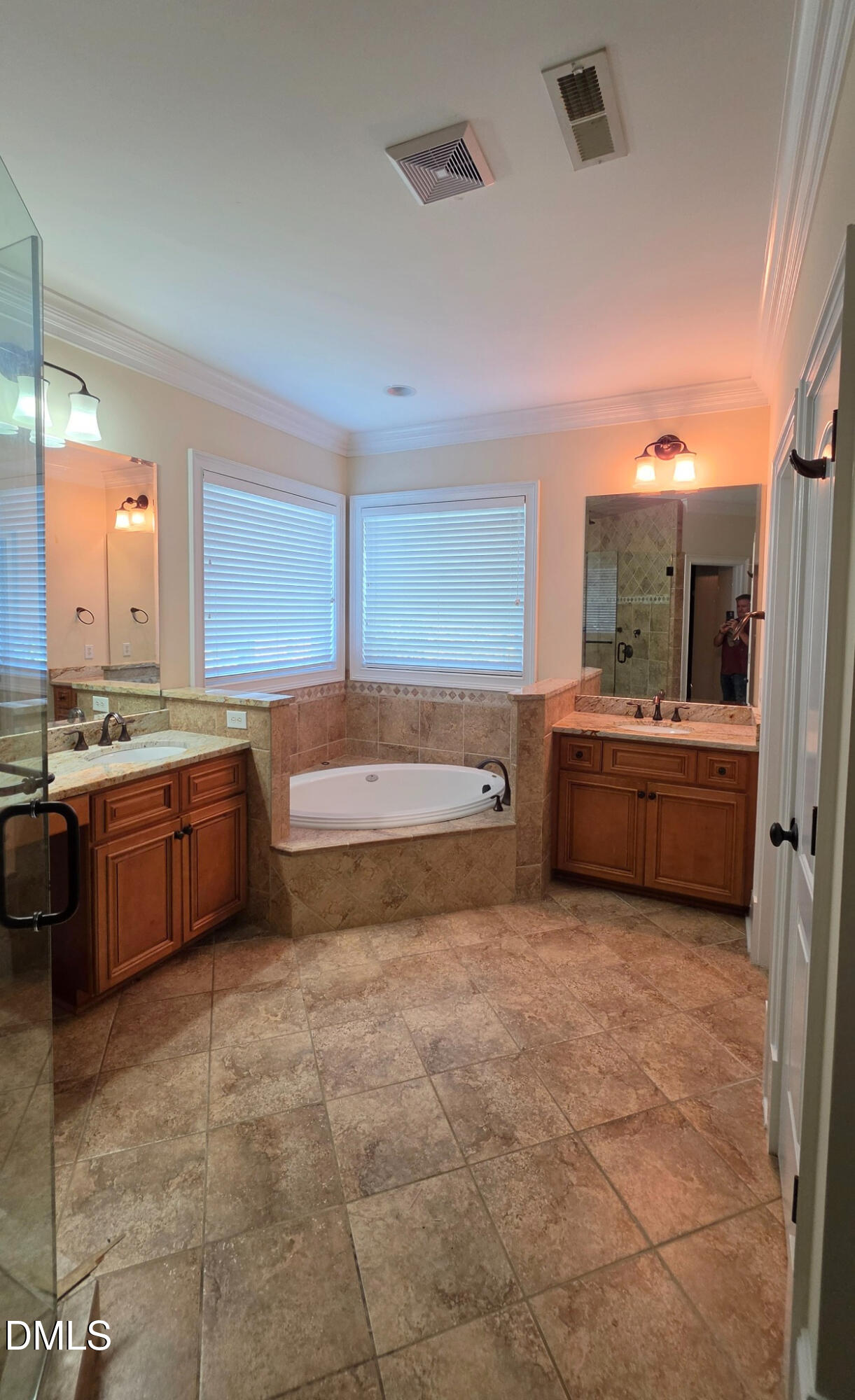 2712 Ashland Street Property Photo 20