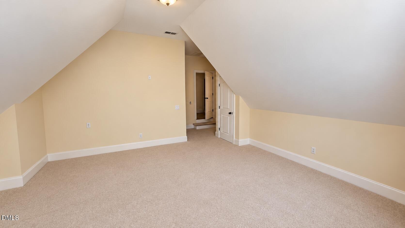 2712 Ashland Street Property Photo 25
