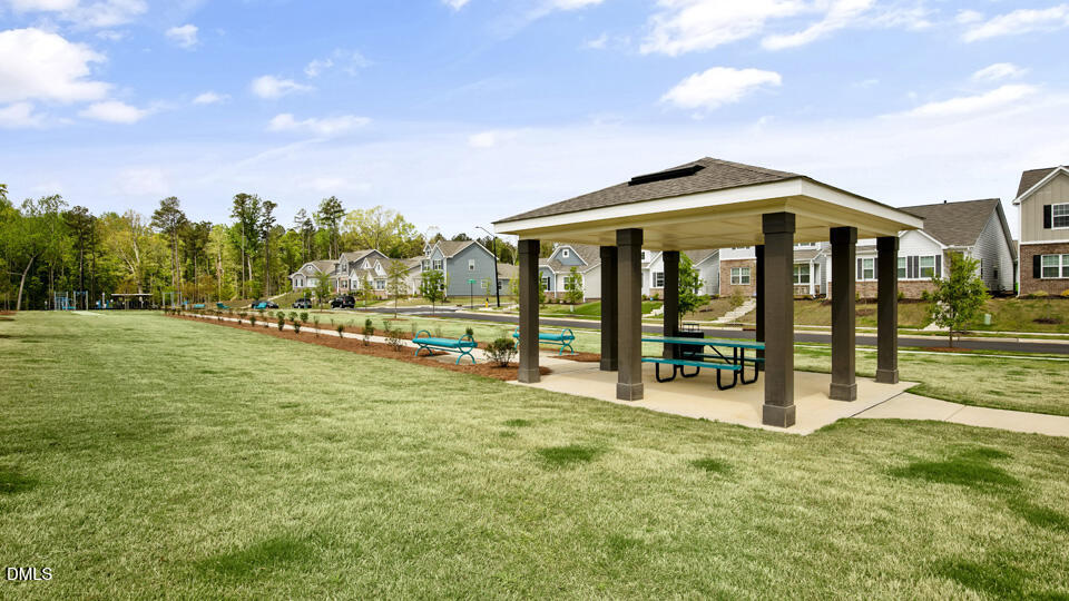 1325 Jasmine View Way Property Photo 13