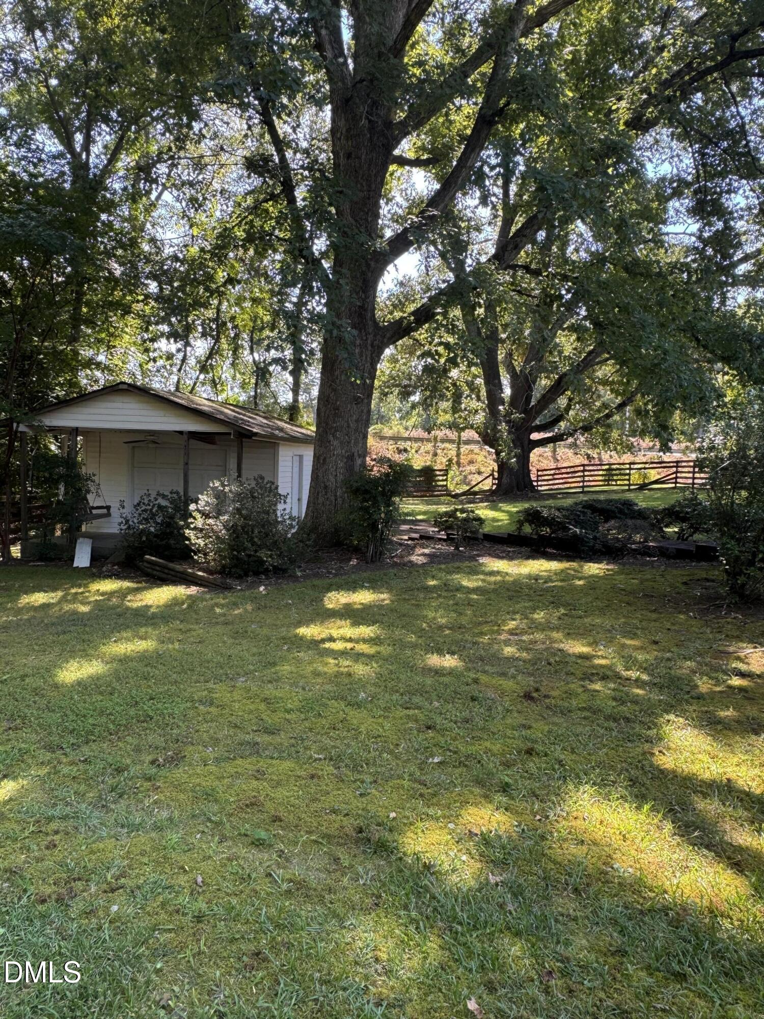 605 Starling Street Property Photo 7