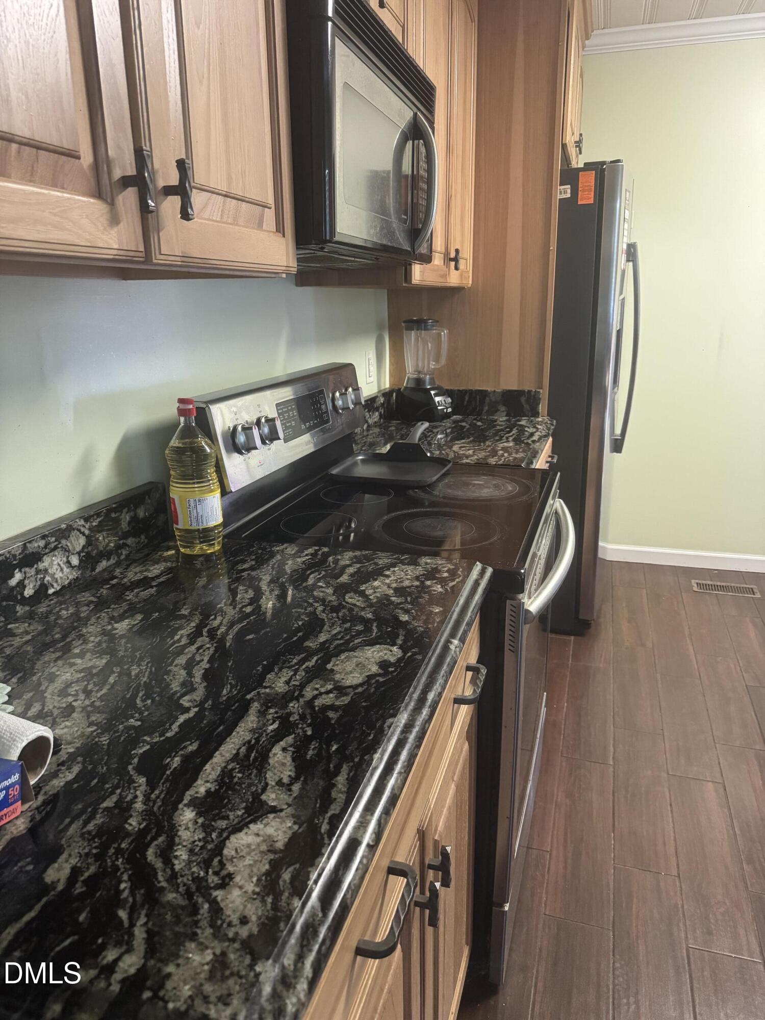 605 Starling Street Property Photo 13