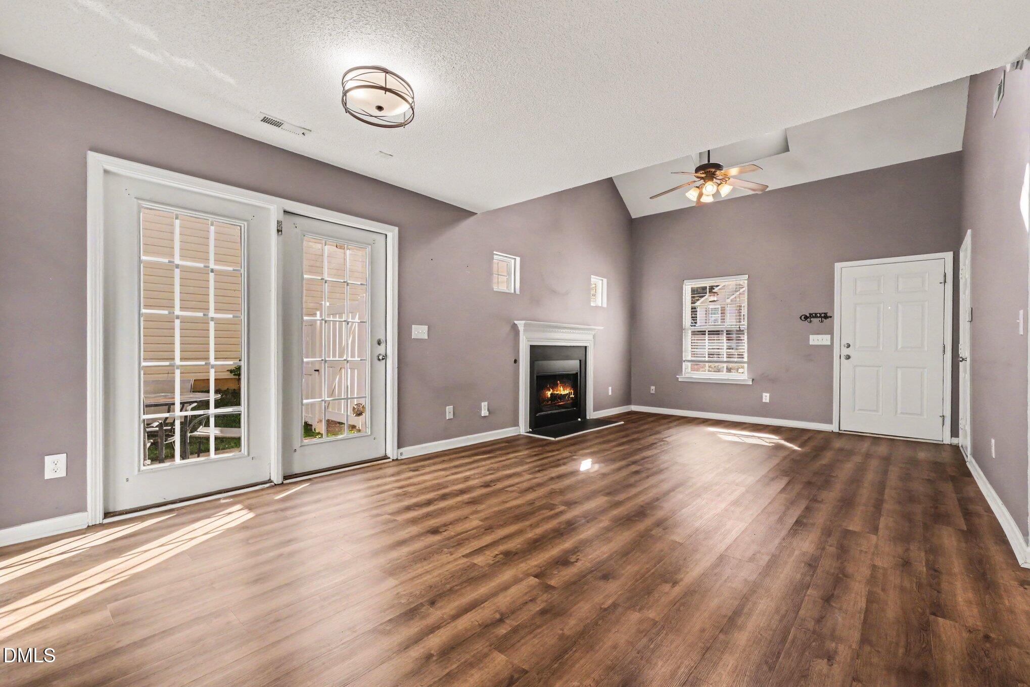 5518 Golden Moss Trail Property Photo 7