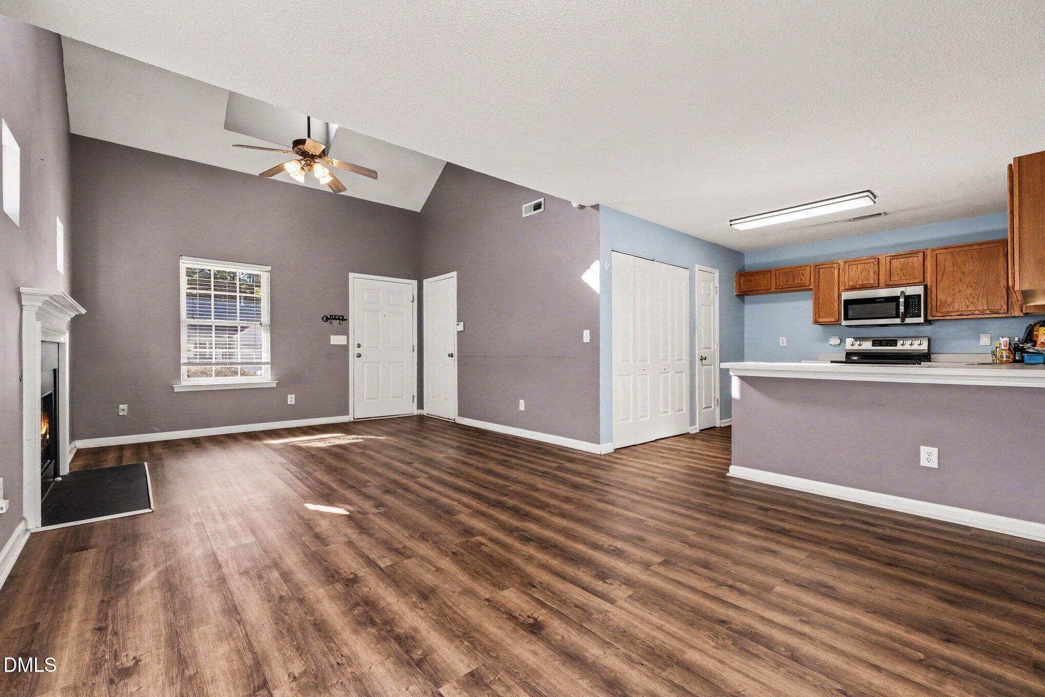 5518 Golden Moss Trail Property Photo 9