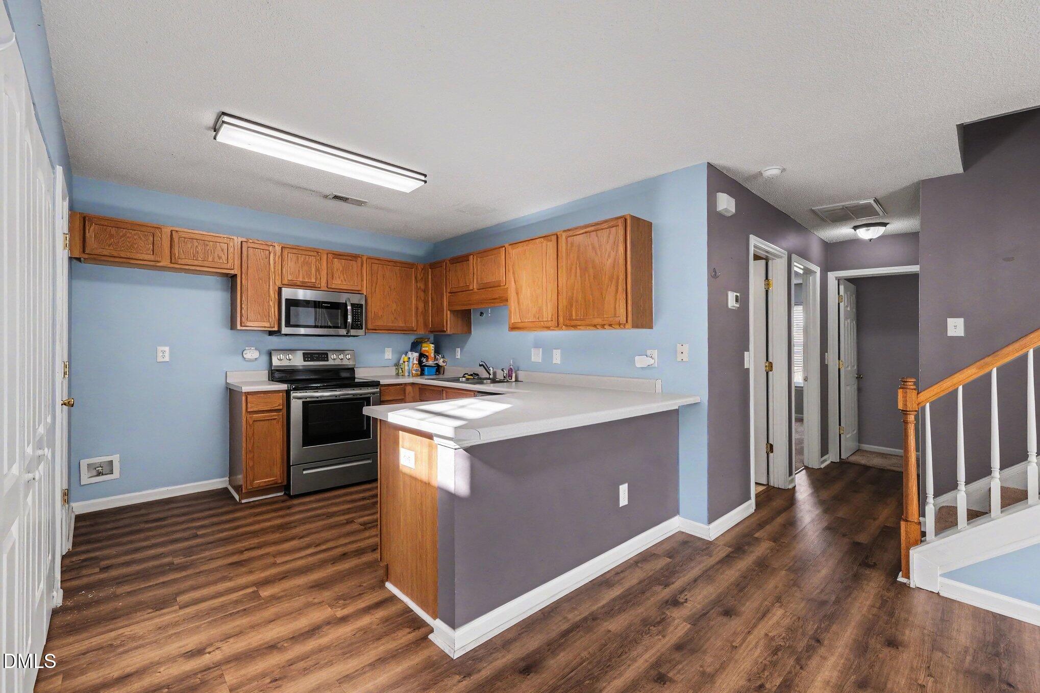 5518 Golden Moss Trail Property Photo 11