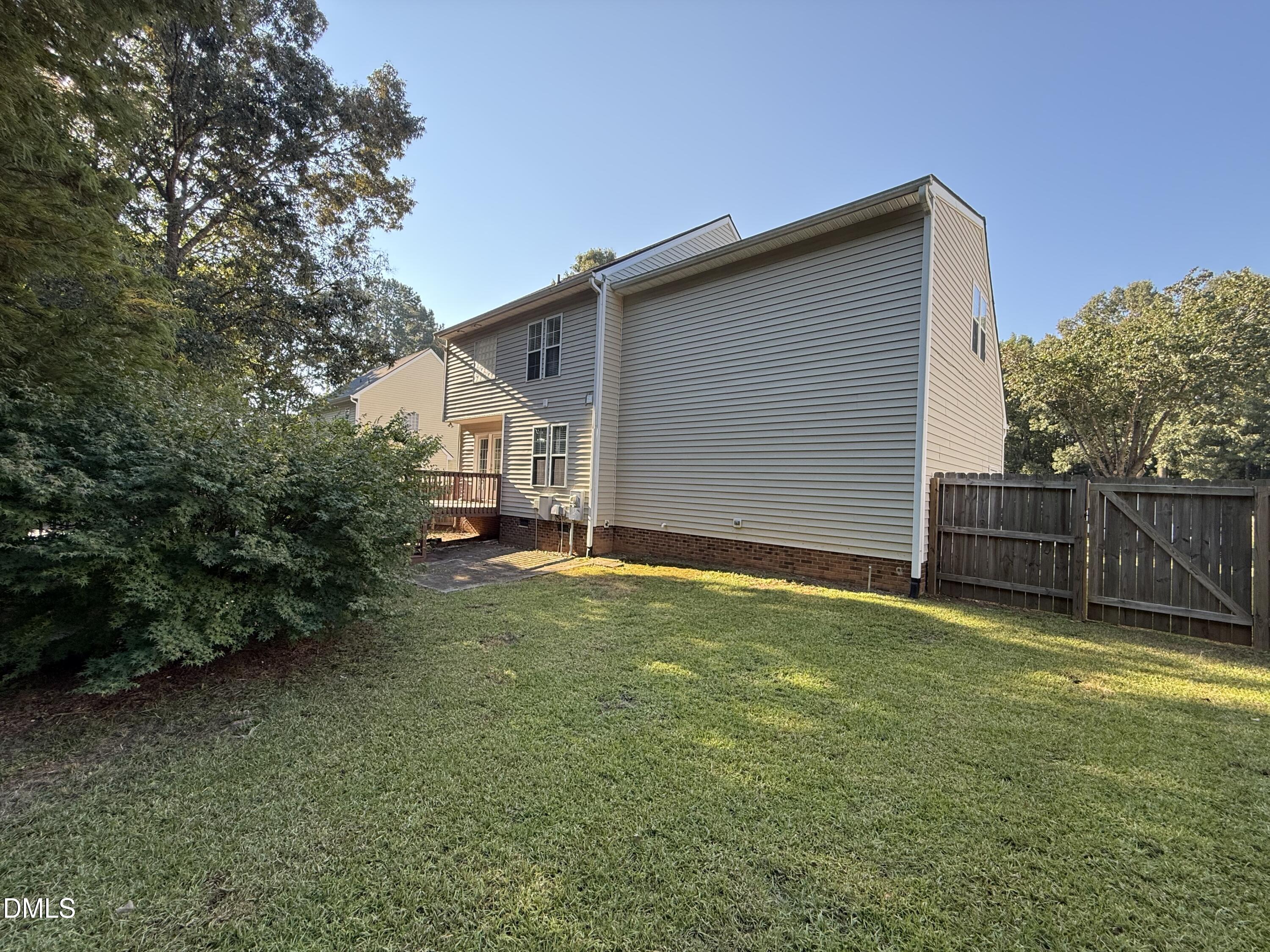 329 Groundsel Place Property Photo 27