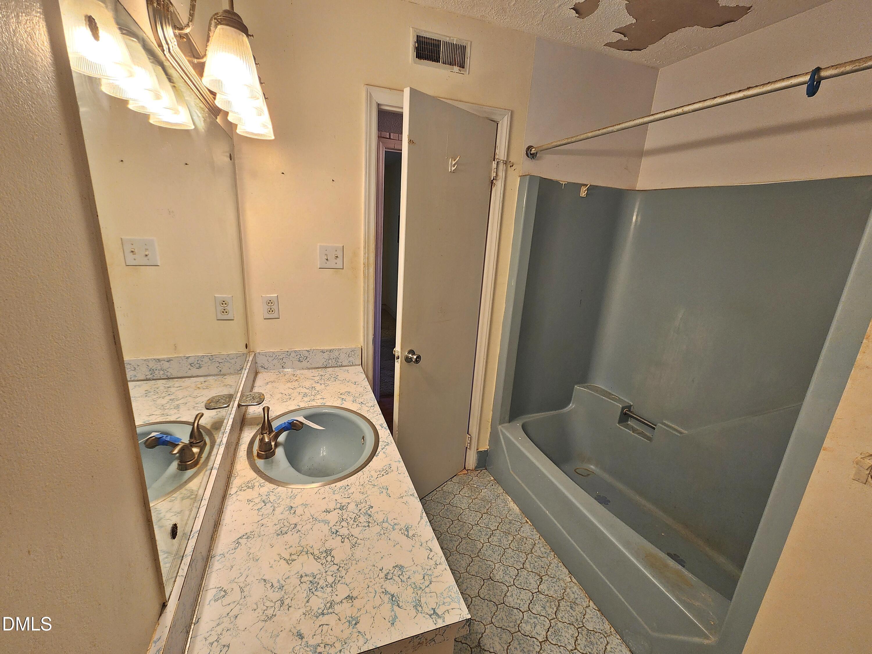 5015 St Marys Church Road Property Photo 28