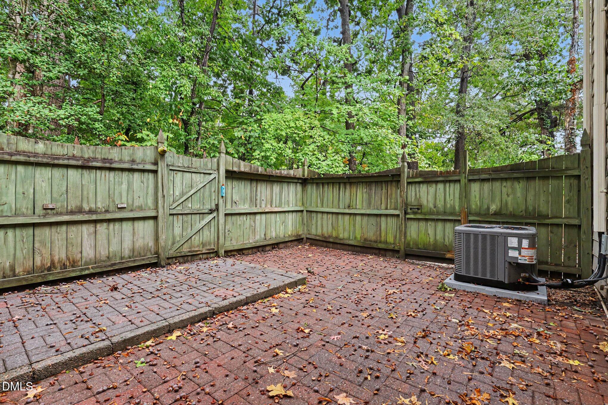 5510 Forest Oaks Drive Property Photo 27