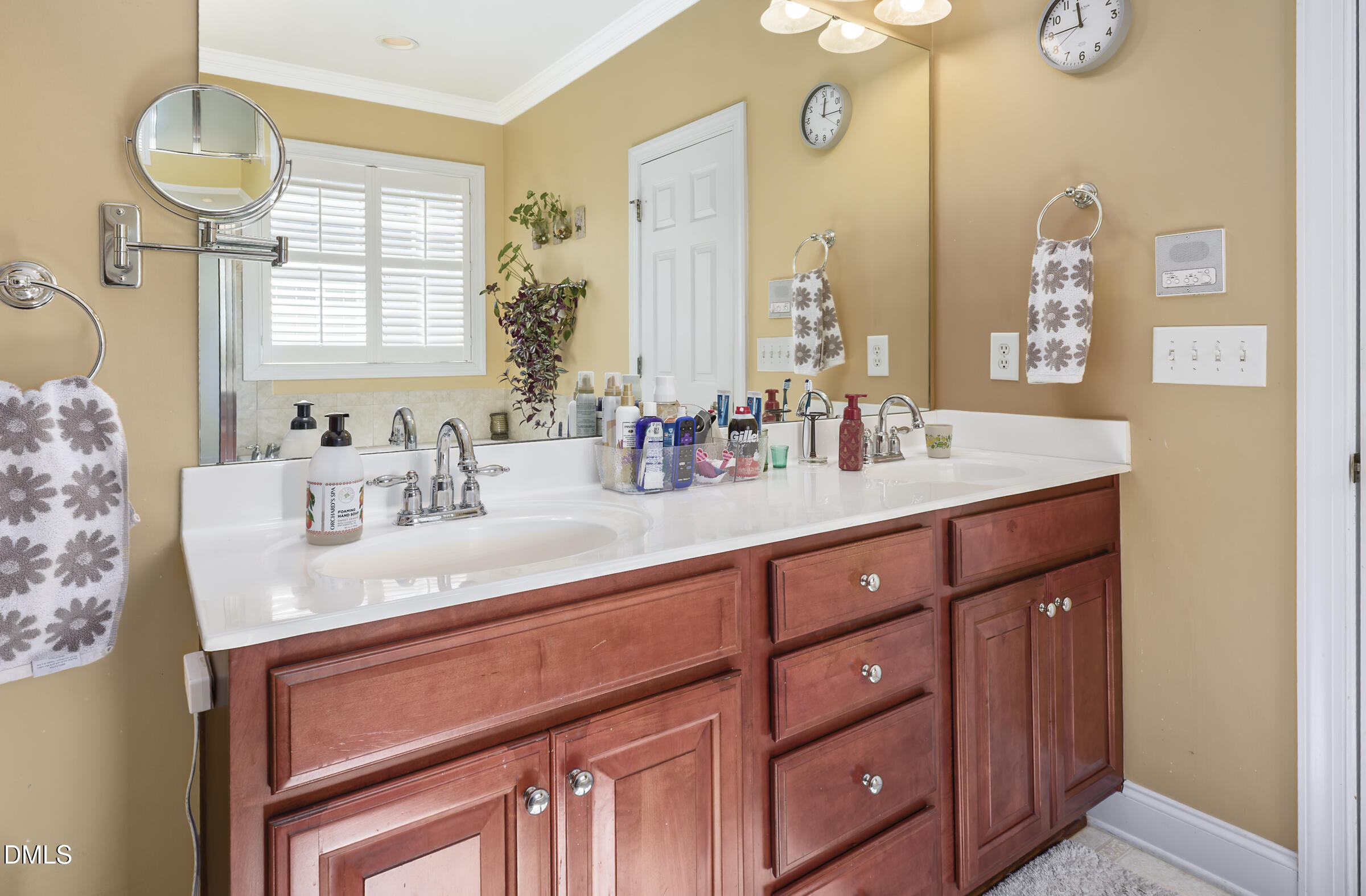1208 Bellenden Drive Property Photo 33