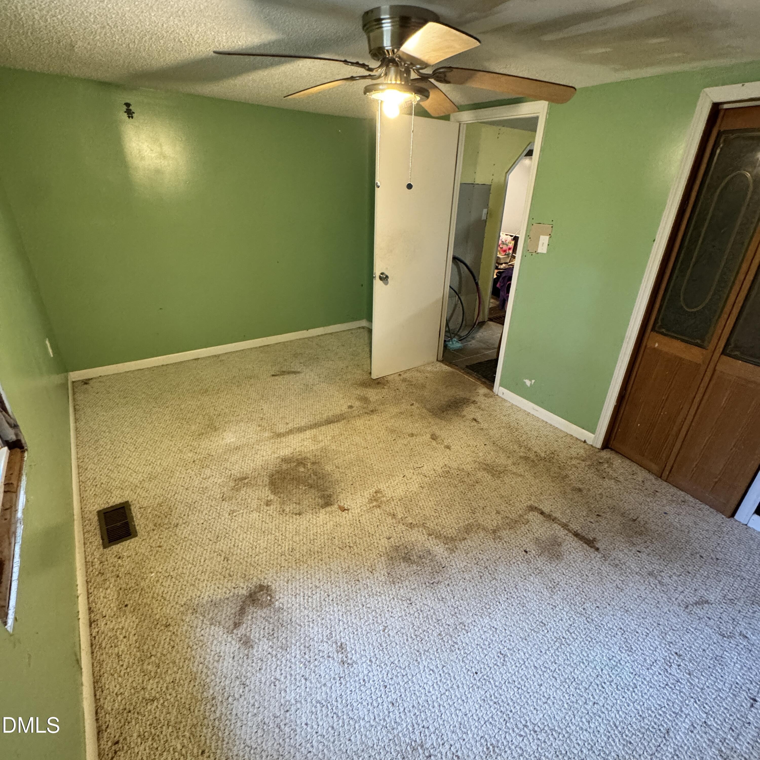 218 S 10th Street Property Photo 9