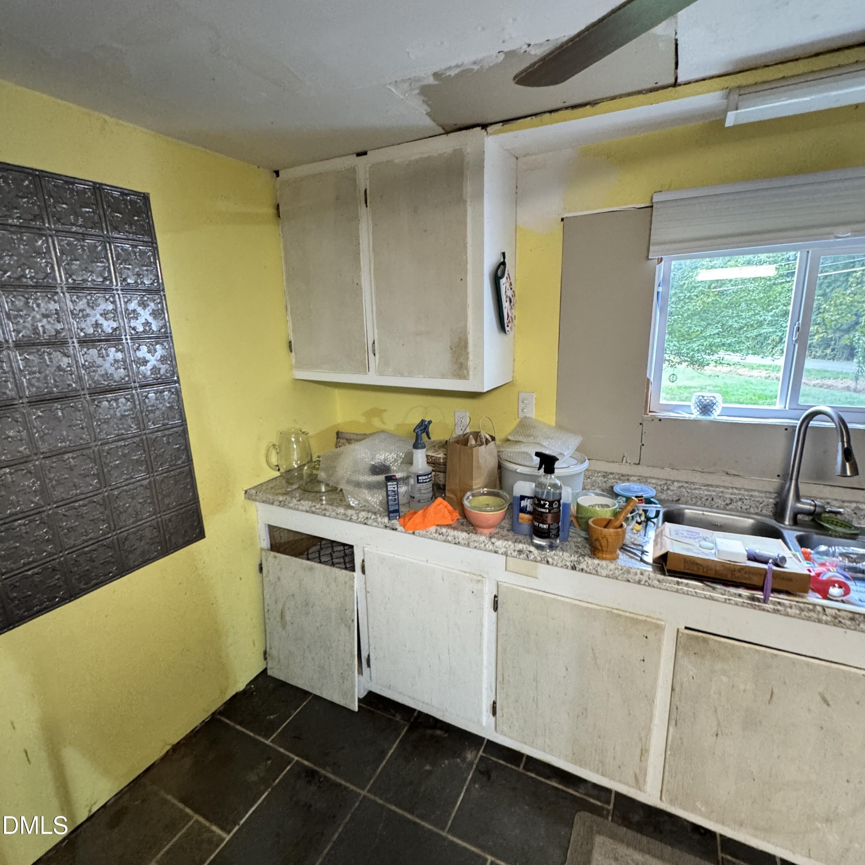 218 S 10th Street Property Photo 11