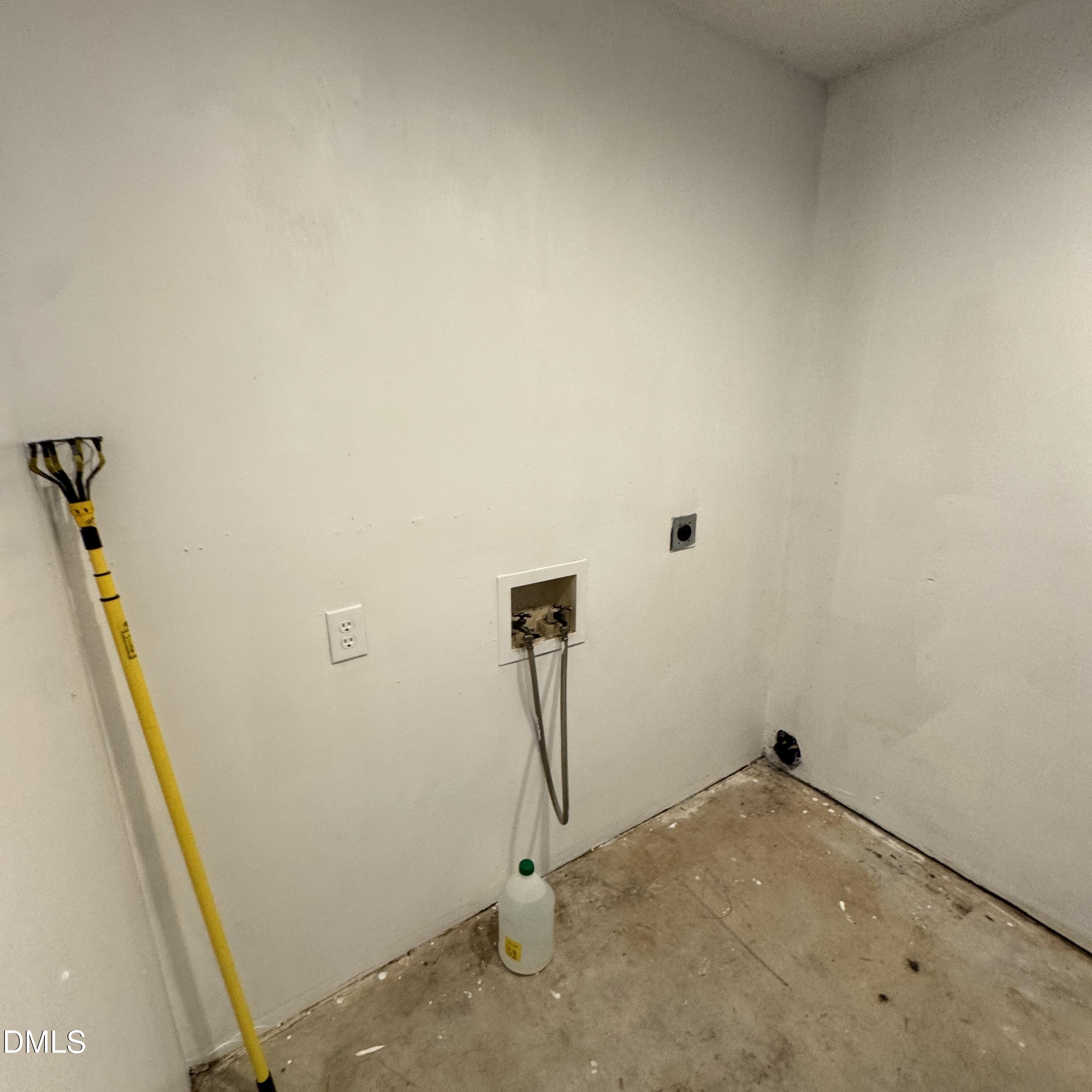 218 S 10th Street Property Photo 21