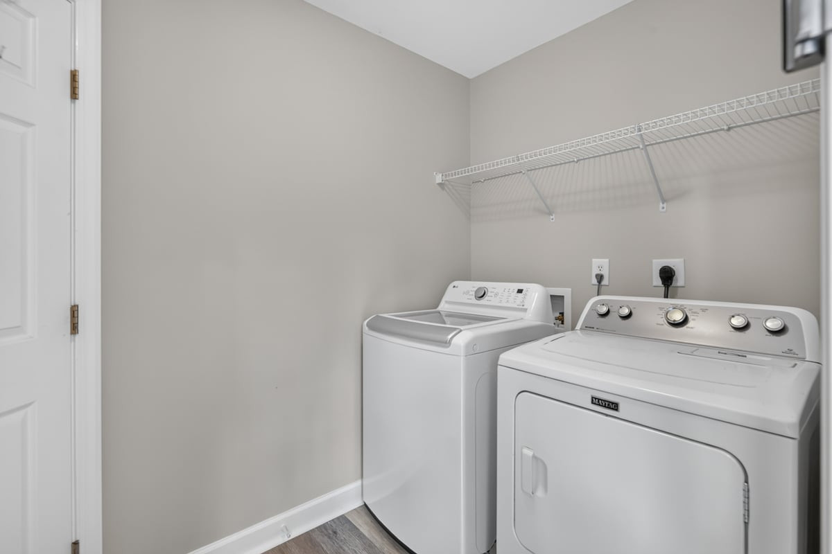 2315 Red Oak Court Property Photo 20