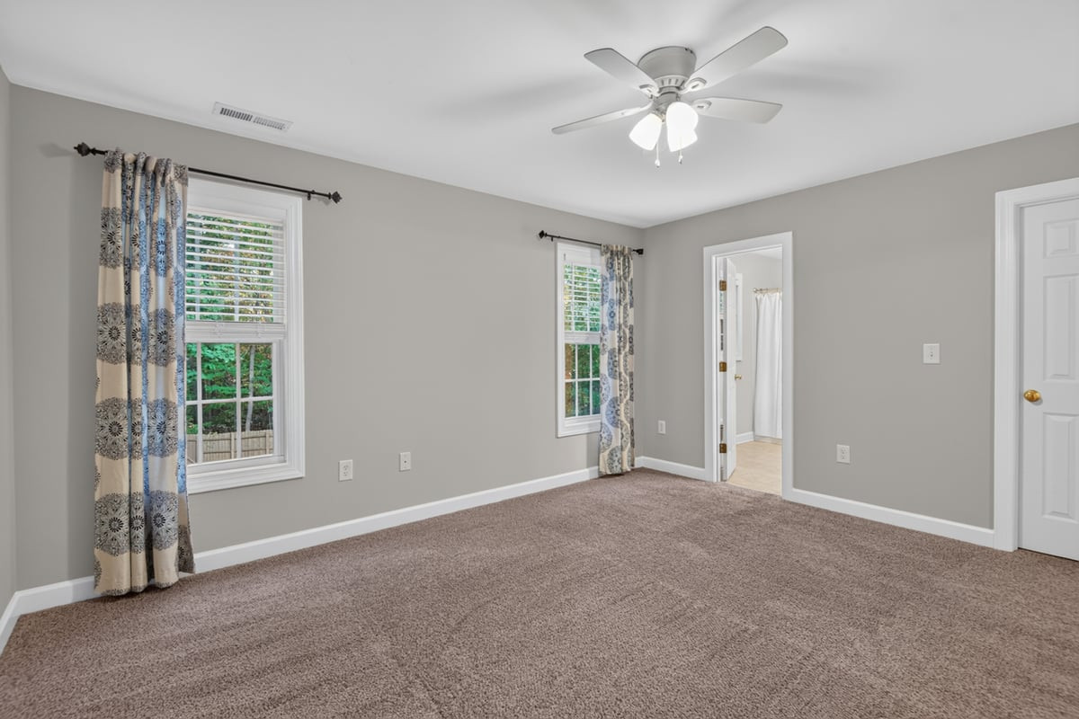 2315 Red Oak Court Property Photo 23