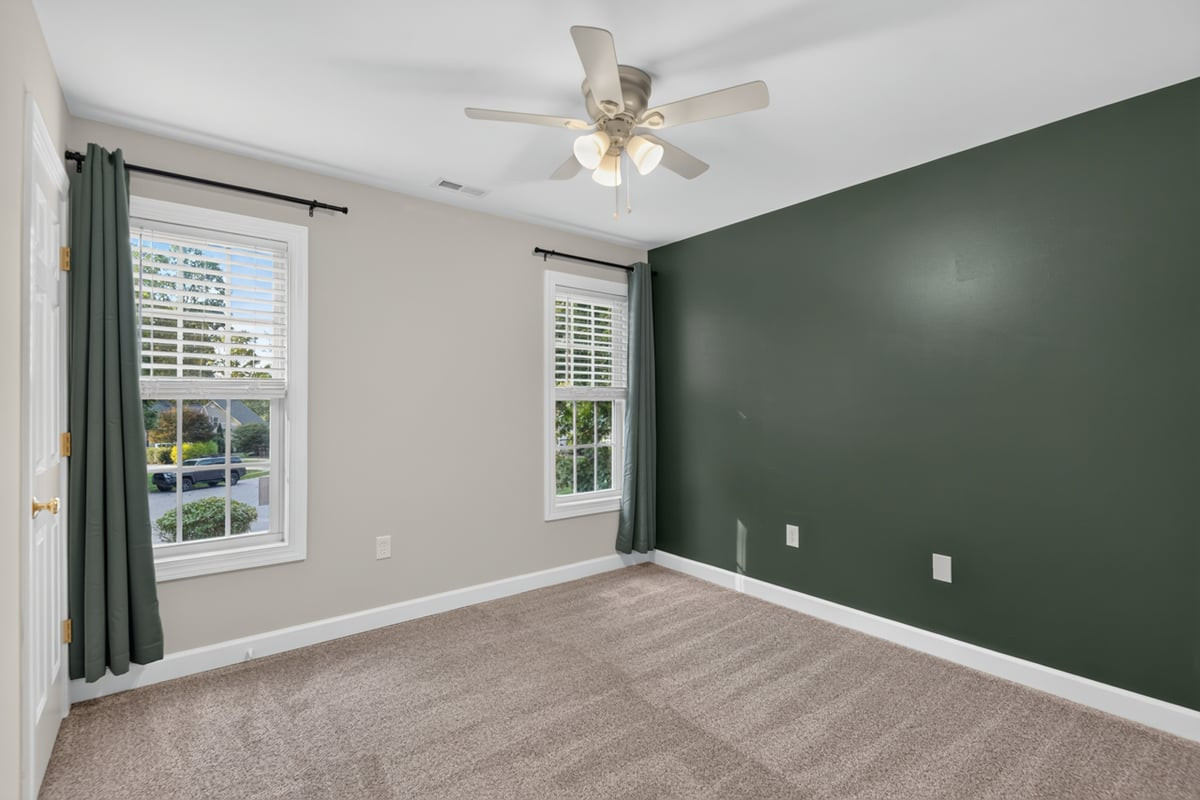 2315 Red Oak Court Property Photo 27