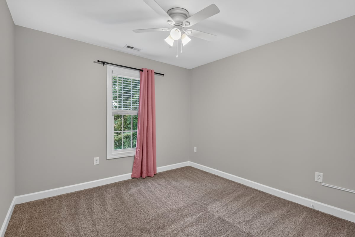 2315 Red Oak Court Property Photo 28