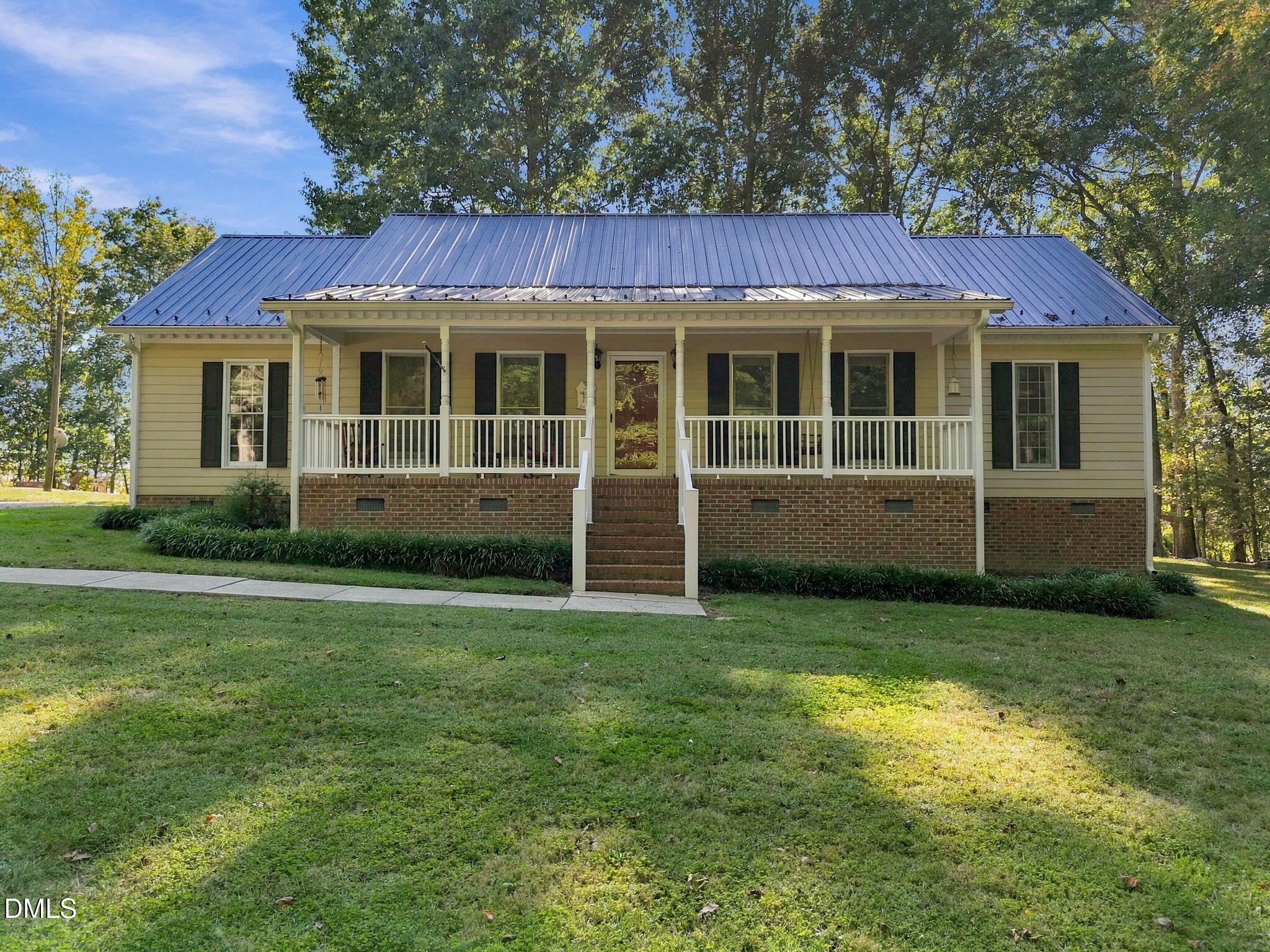 6049 Landis Road Property Photo 1